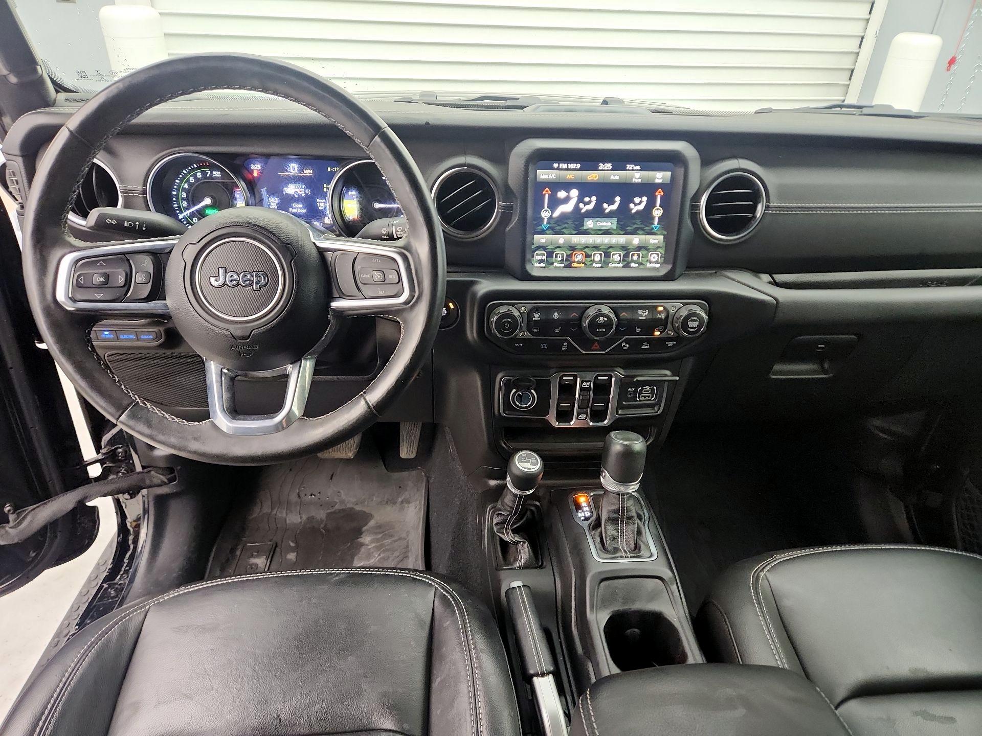 Thumbnail: 2023 Jeep Wrangler - 9