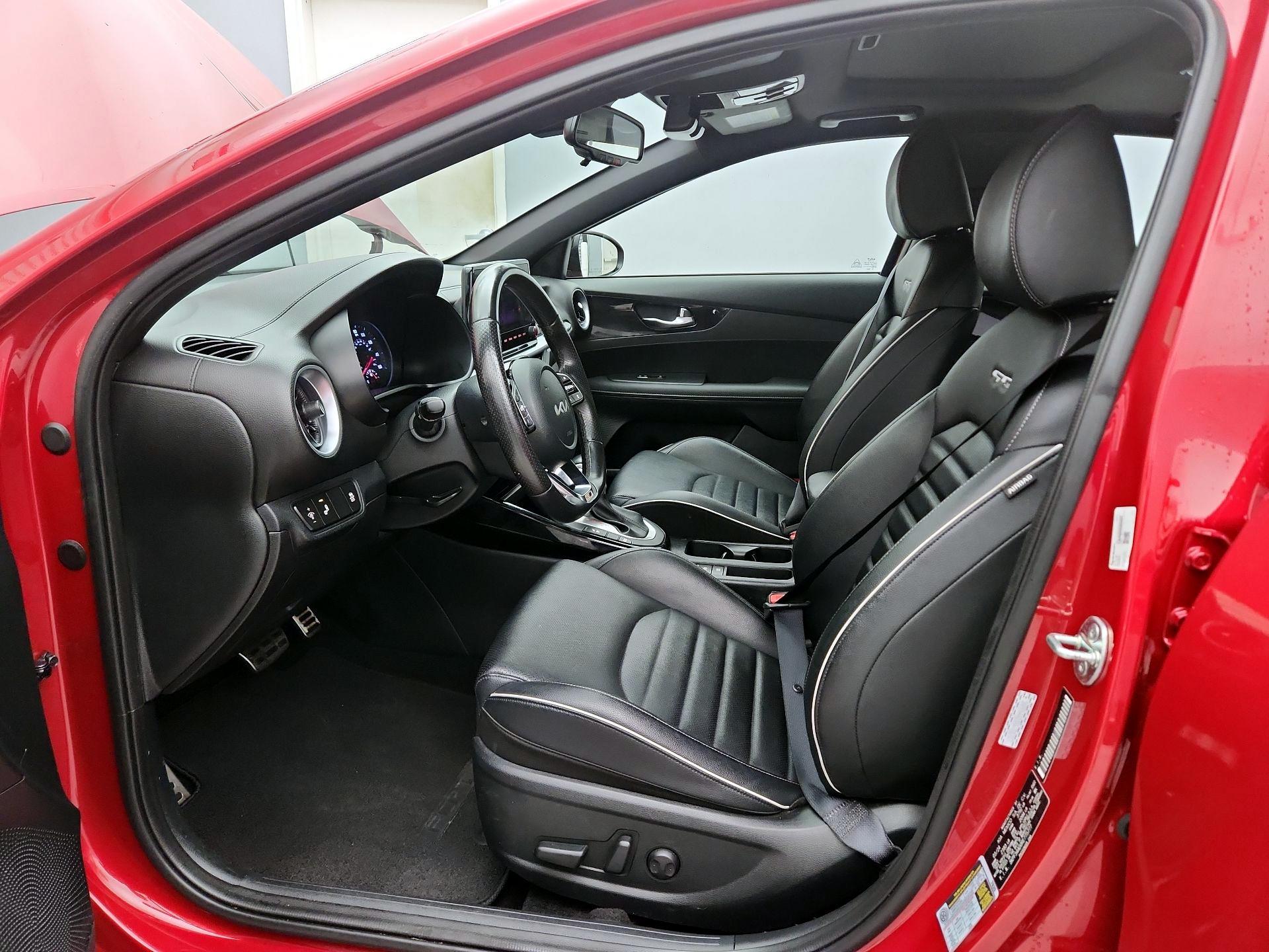 Thumbnail: 2024 Kia Forte - 11