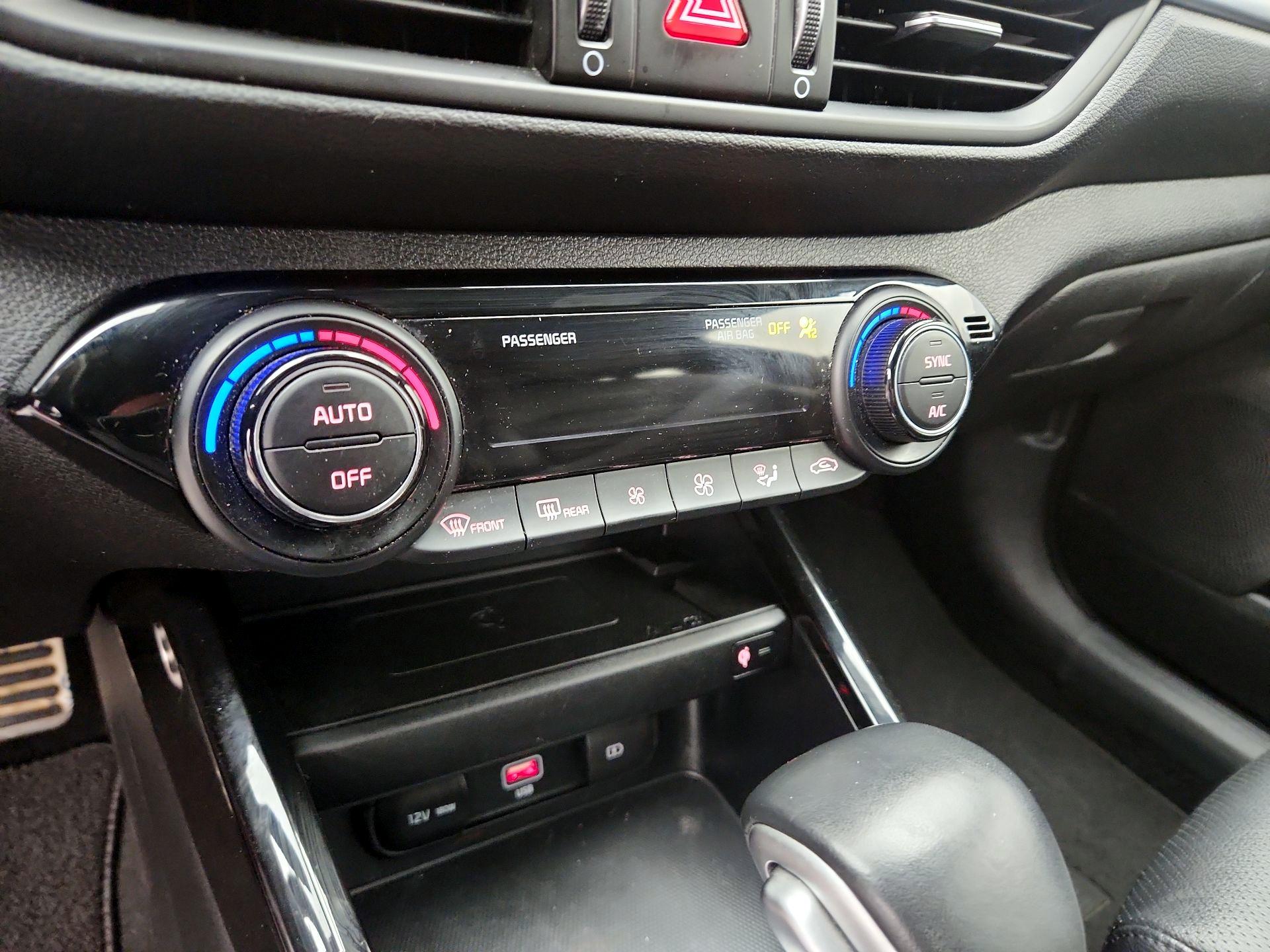 Thumbnail: 2024 Kia Forte - 16