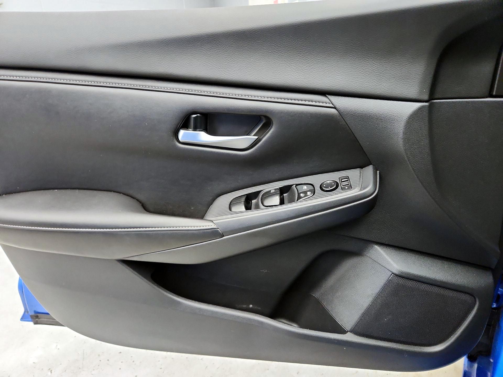 Thumbnail: 2021 Nissan Sentra - 12