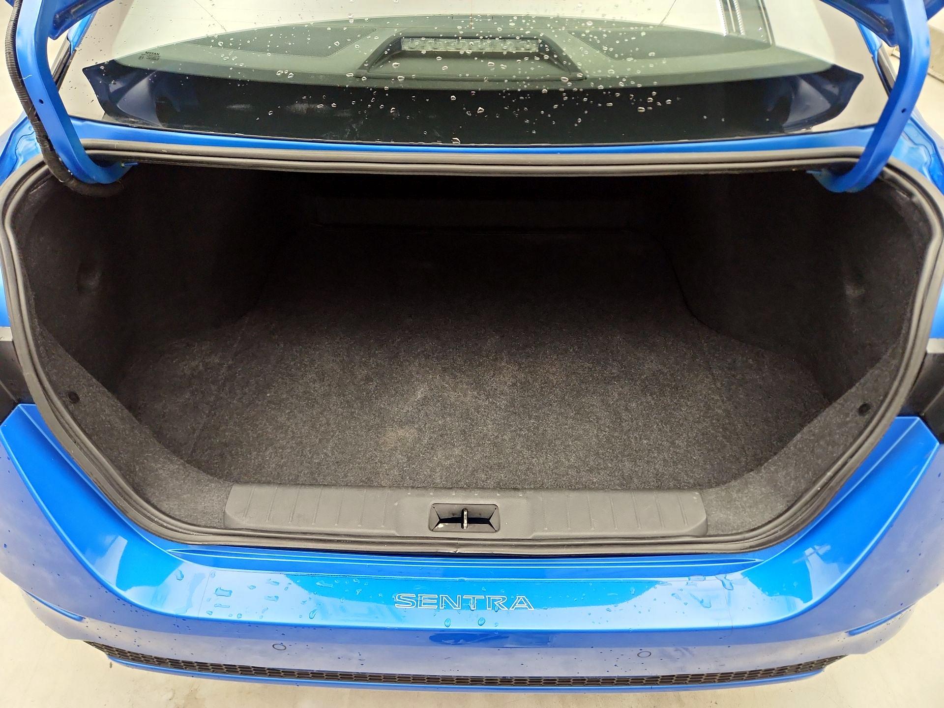 Thumbnail: 2021 Nissan Sentra - 20