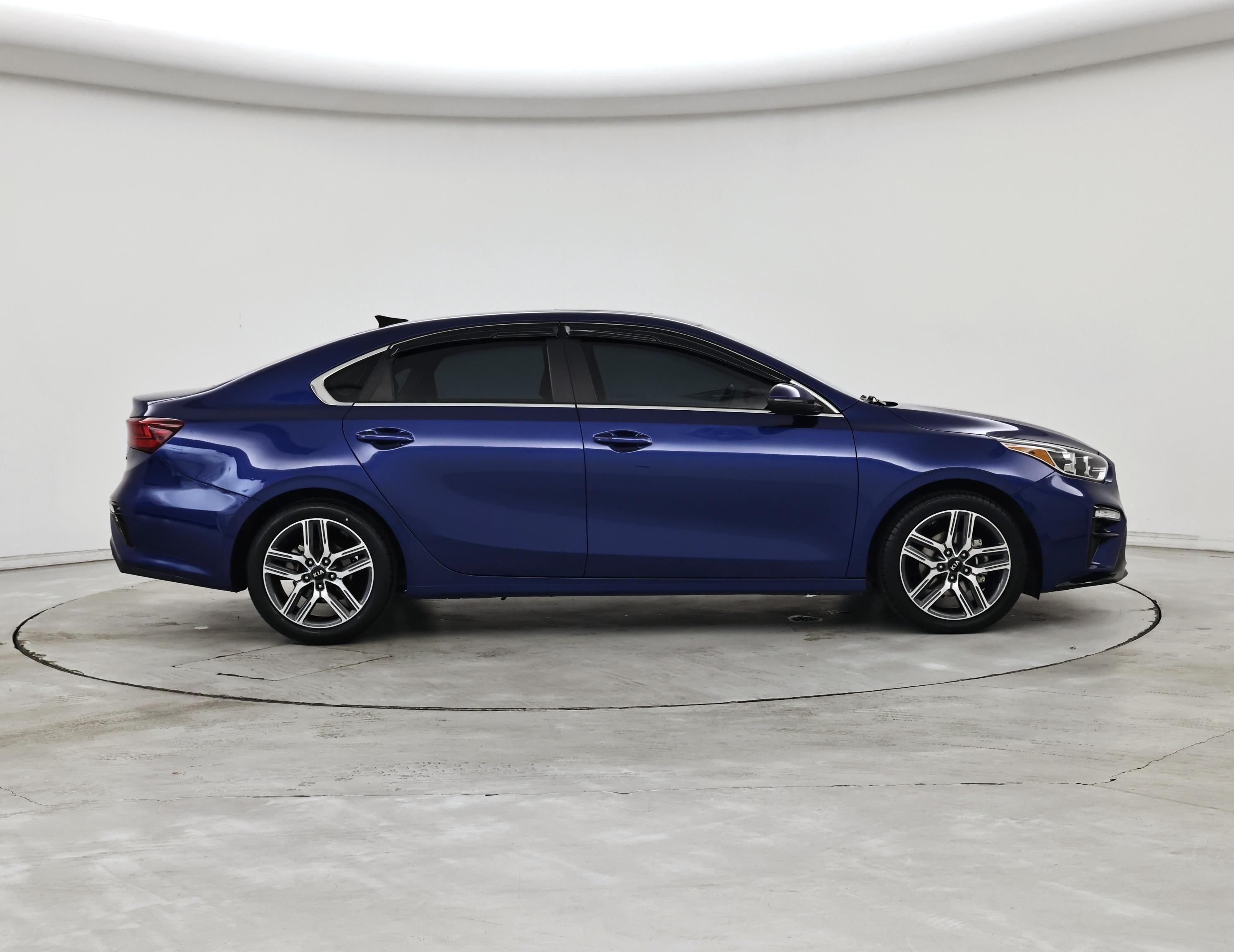 Thumbnail: 2021 Kia Forte - 7