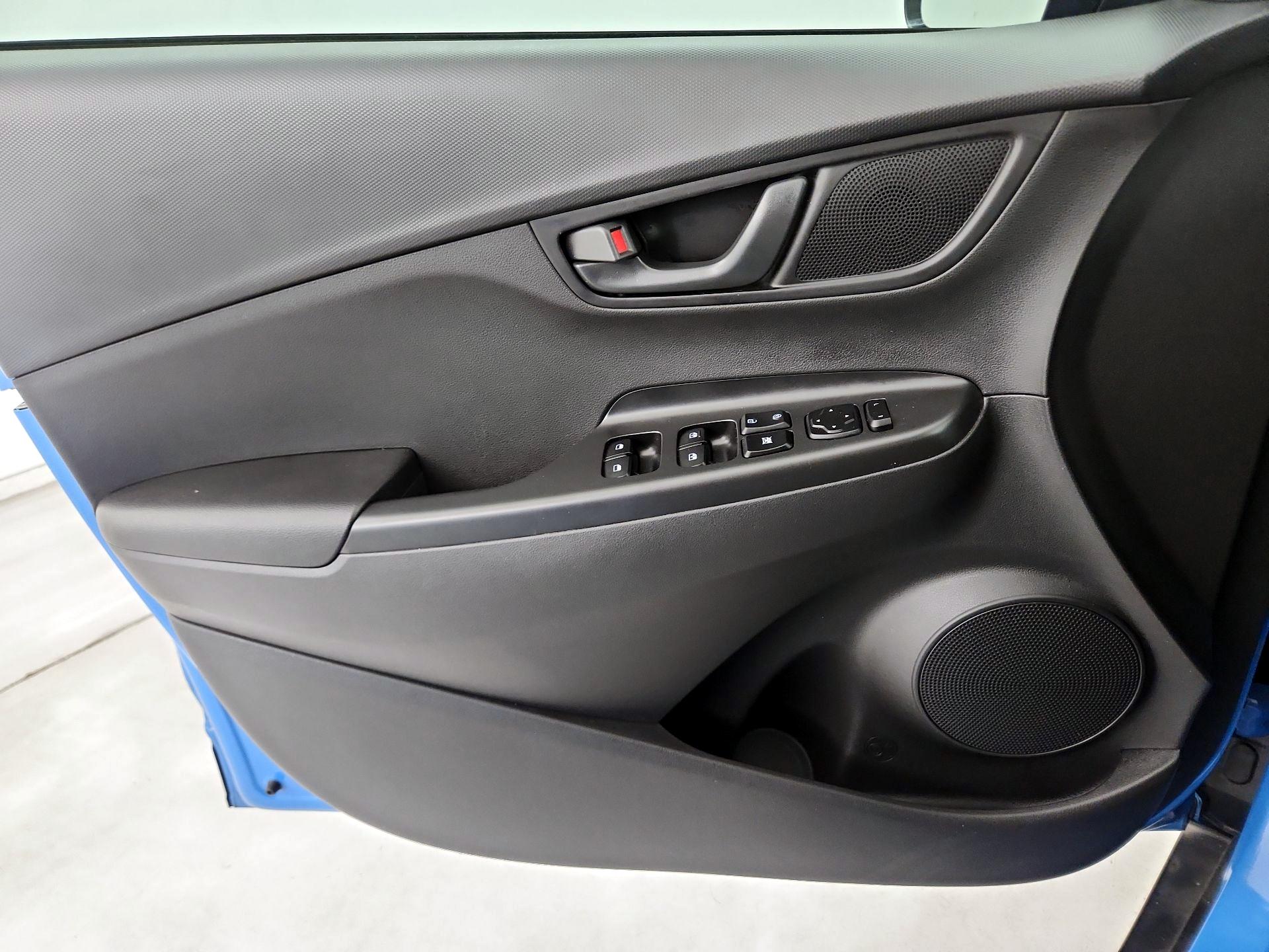 Thumbnail: 2023 Hyundai Kona - 12