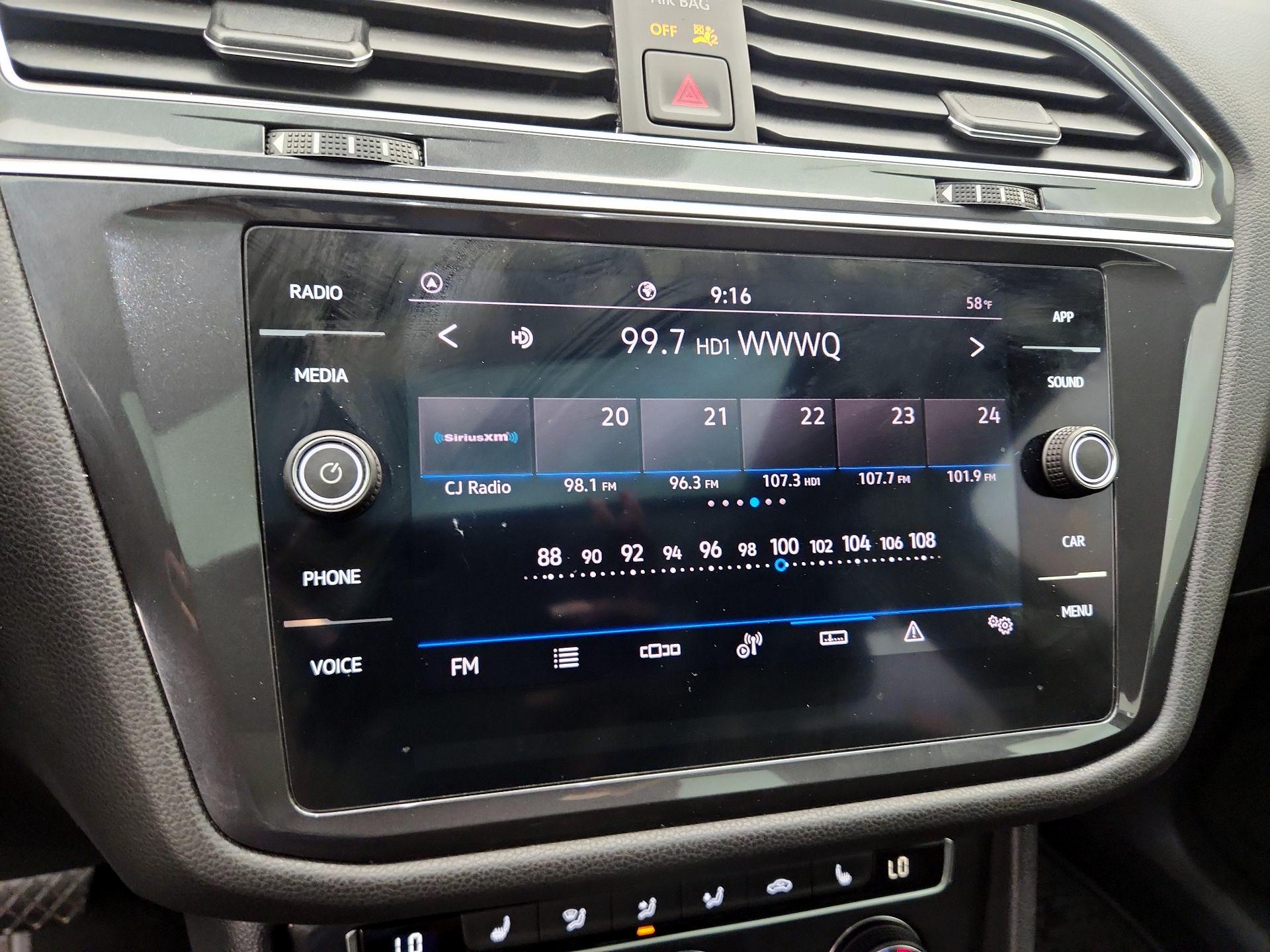 Thumbnail: 2021 Volkswagen Tiguan - 15