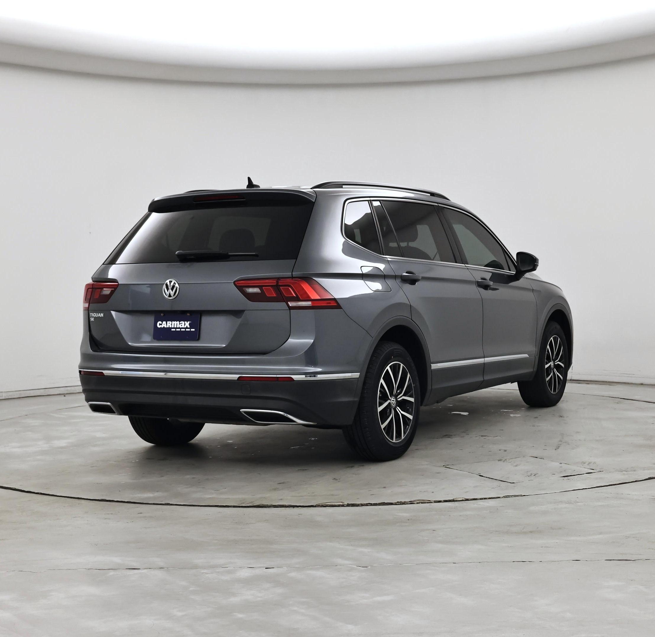 Thumbnail: 2021 Volkswagen Tiguan - 8