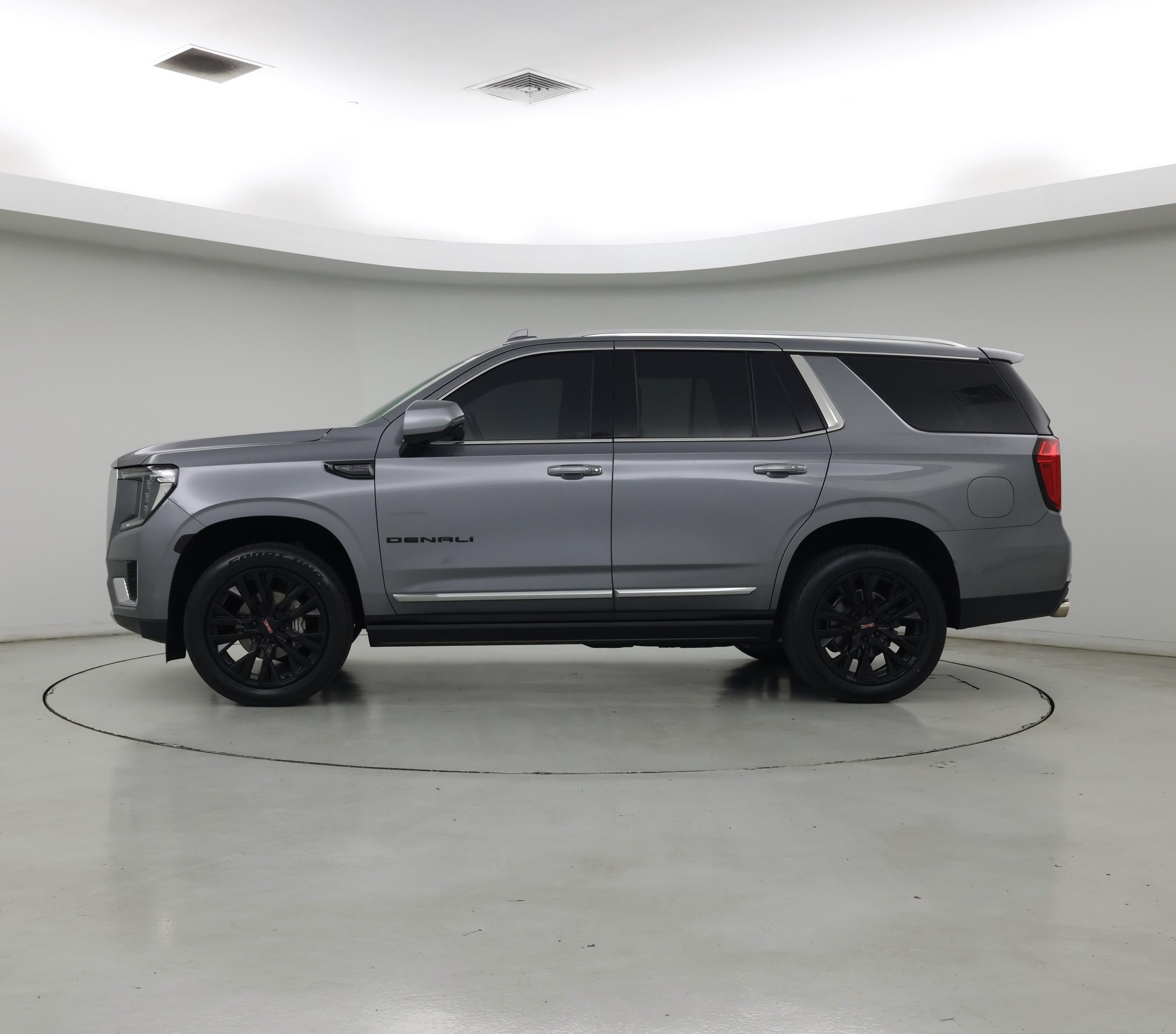 Thumbnail: 2022 GMC Yukon - 3