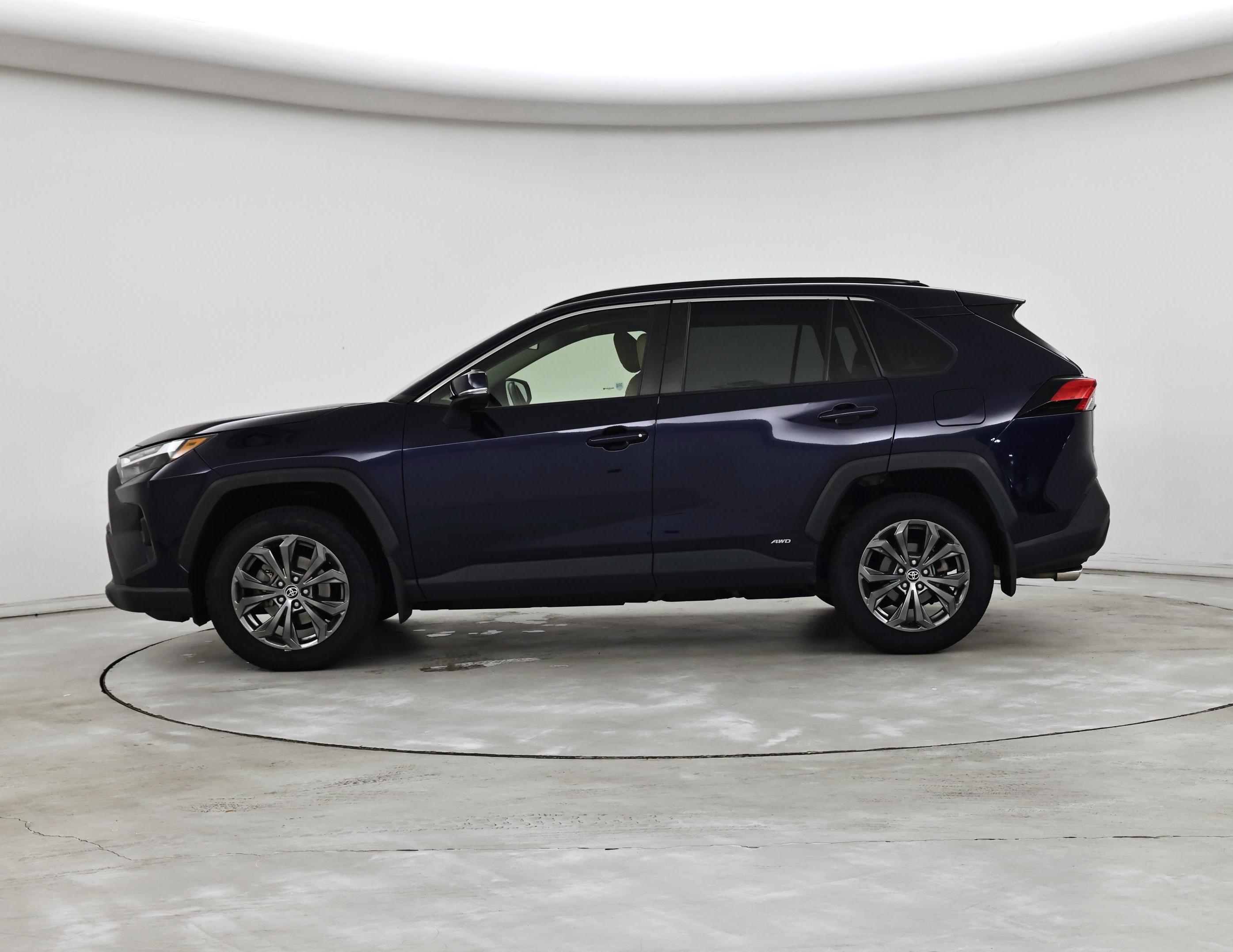 Thumbnail: 2023 Toyota RAV4 - 3
