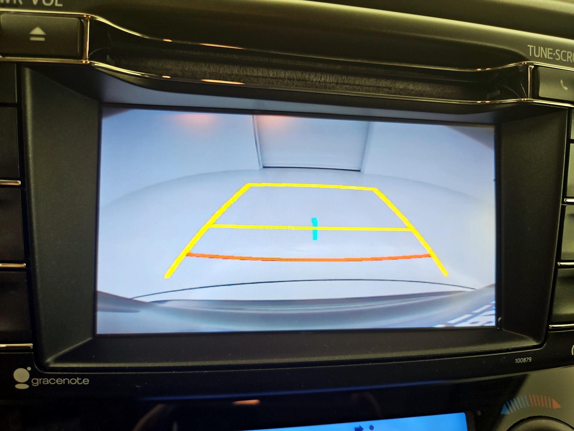 Thumbnail: 2018 Toyota RAV4 - 14