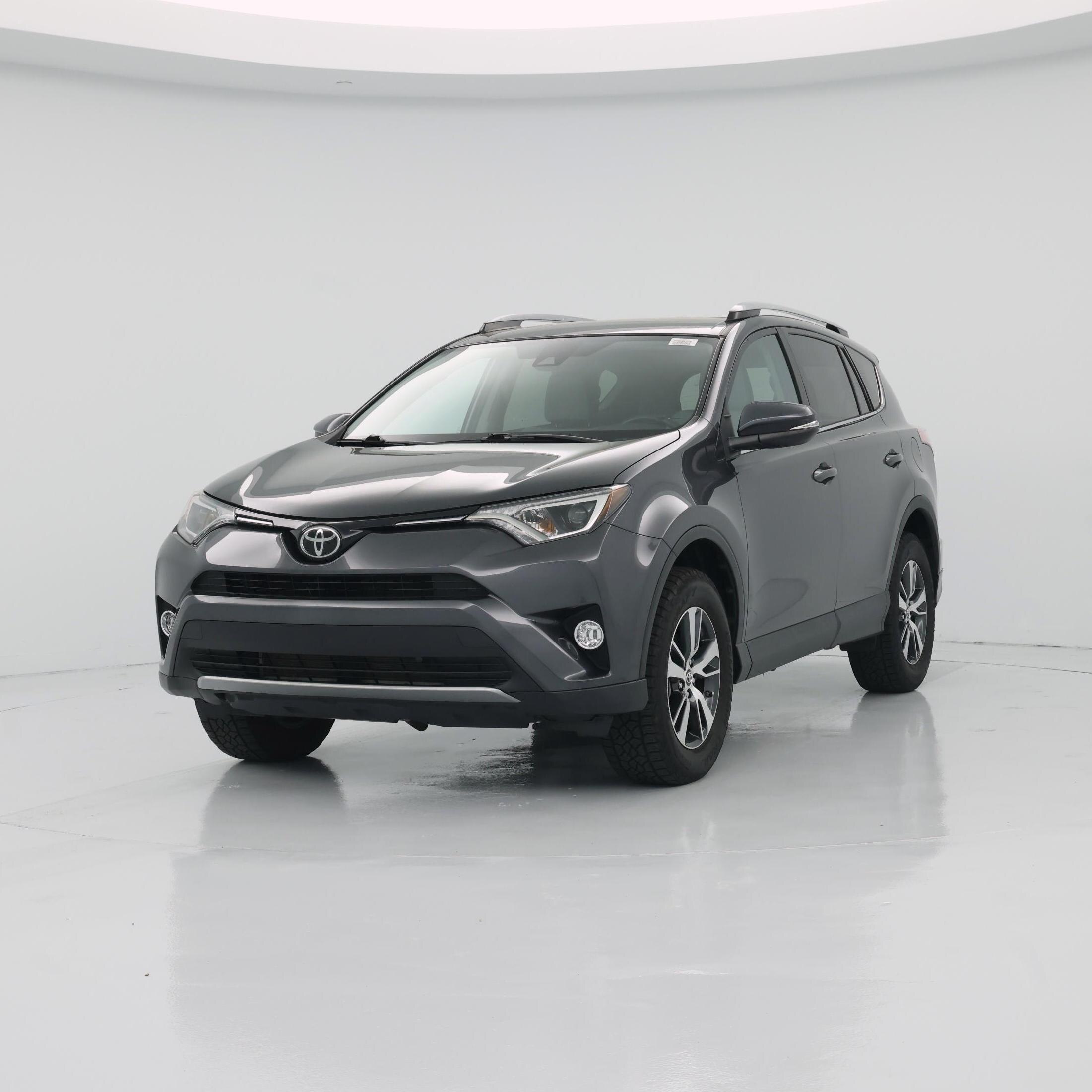 Thumbnail: 2018 Toyota RAV4 - 4