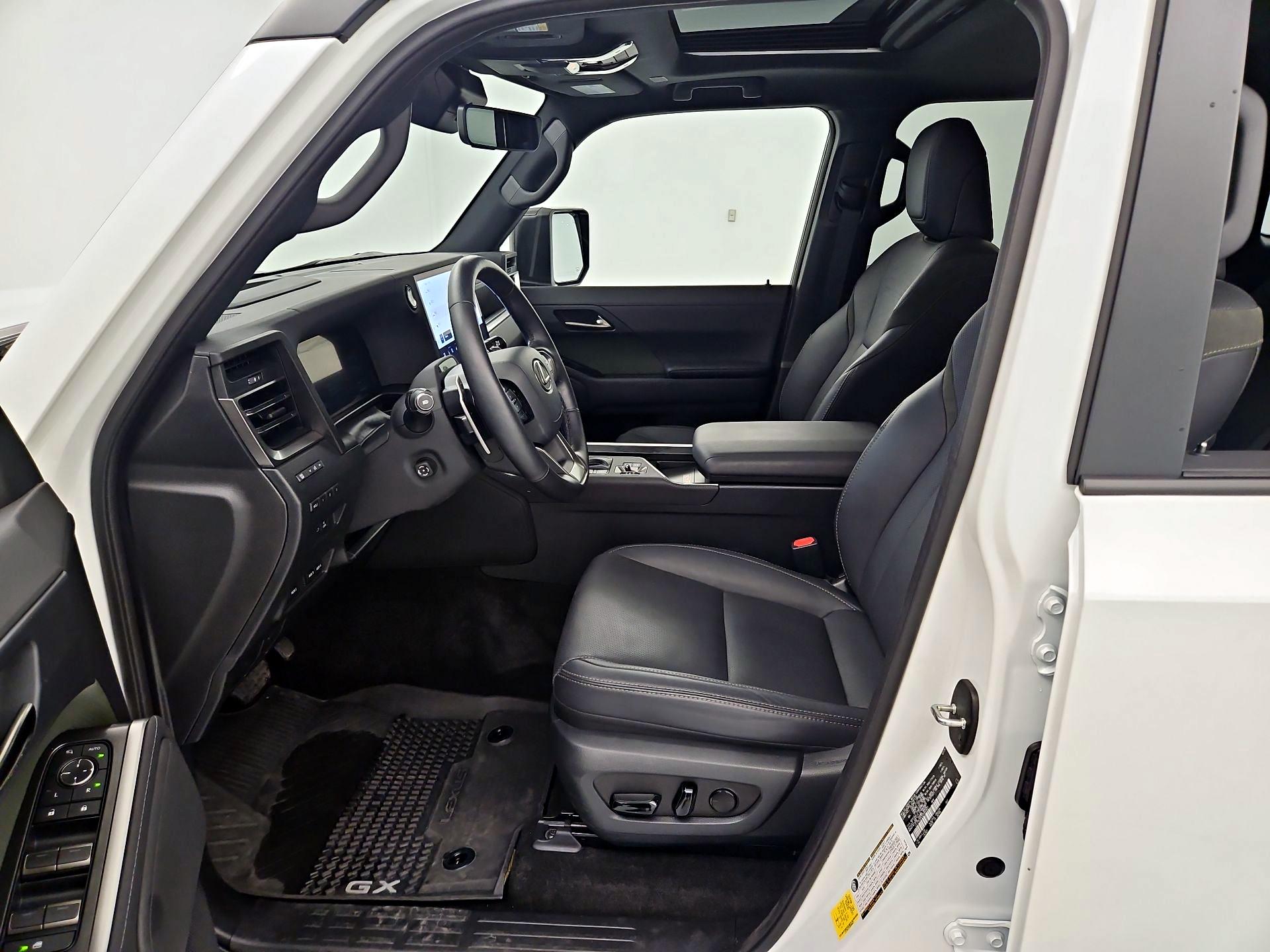 Thumbnail: 2025 Lexus GX - 11