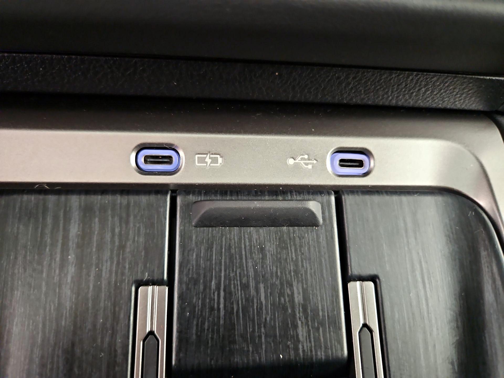 Thumbnail: 2025 Lexus GX - 18