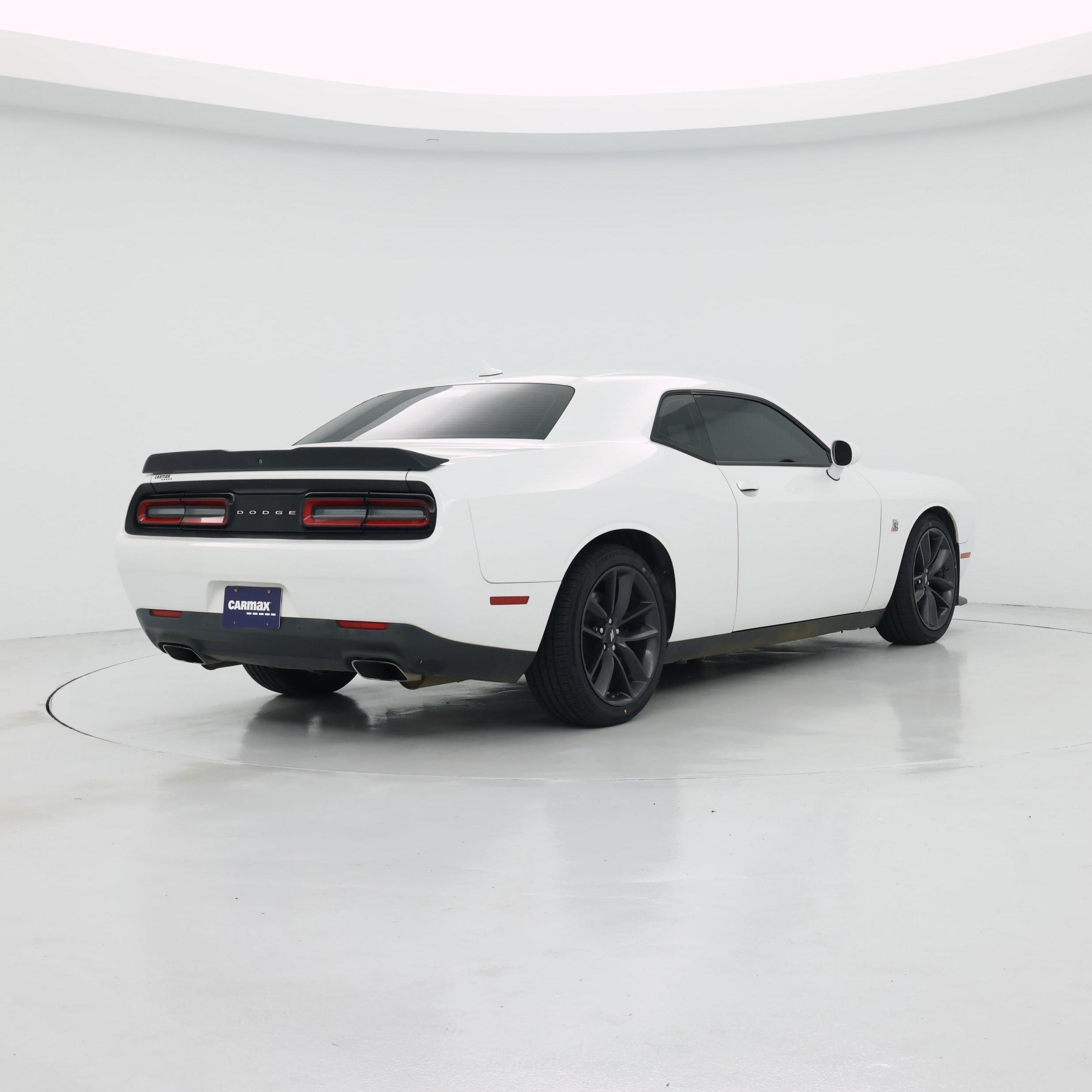 Thumbnail: 2019 Dodge Challenger - 8