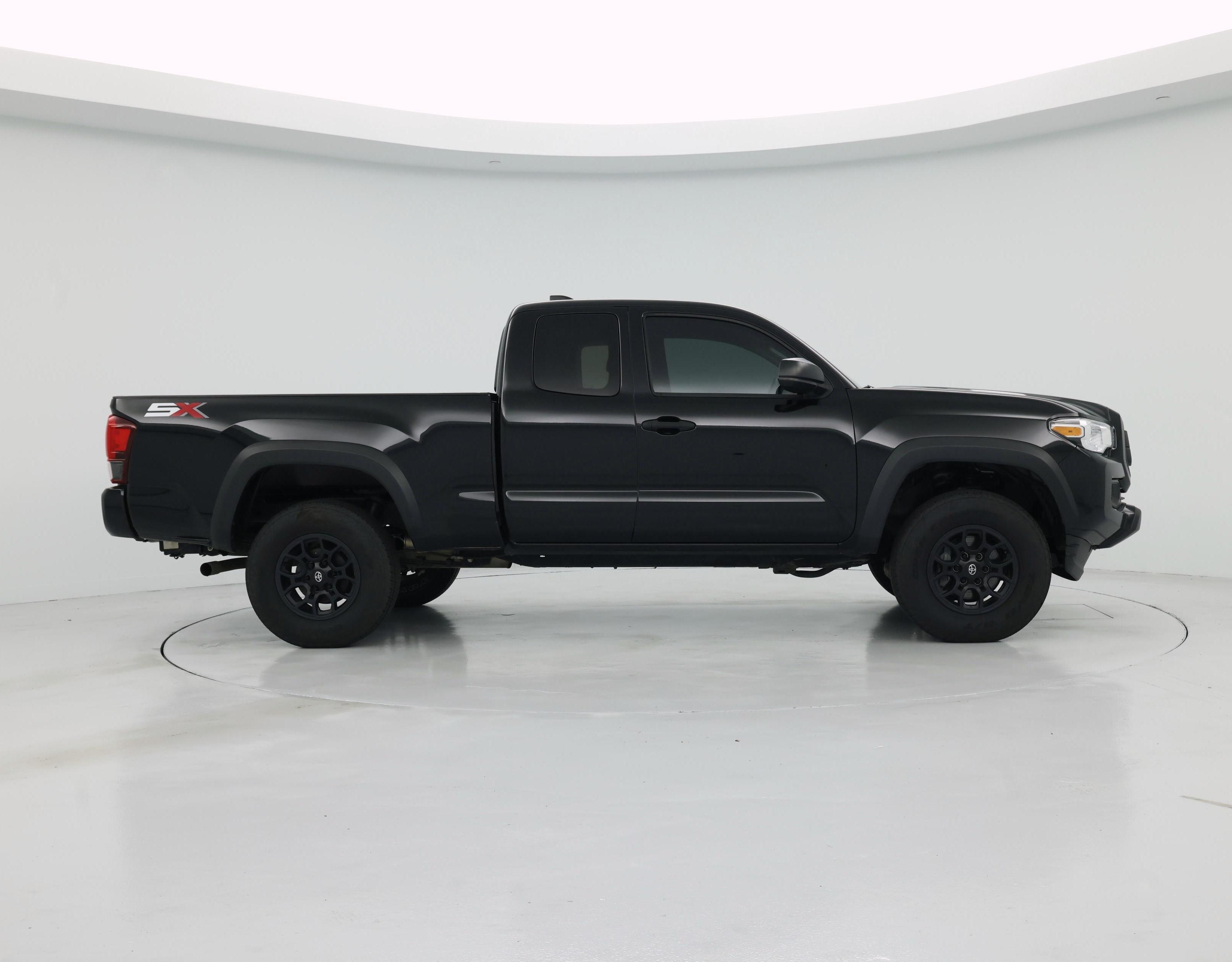 Thumbnail: 2022 Toyota Tacoma - 7