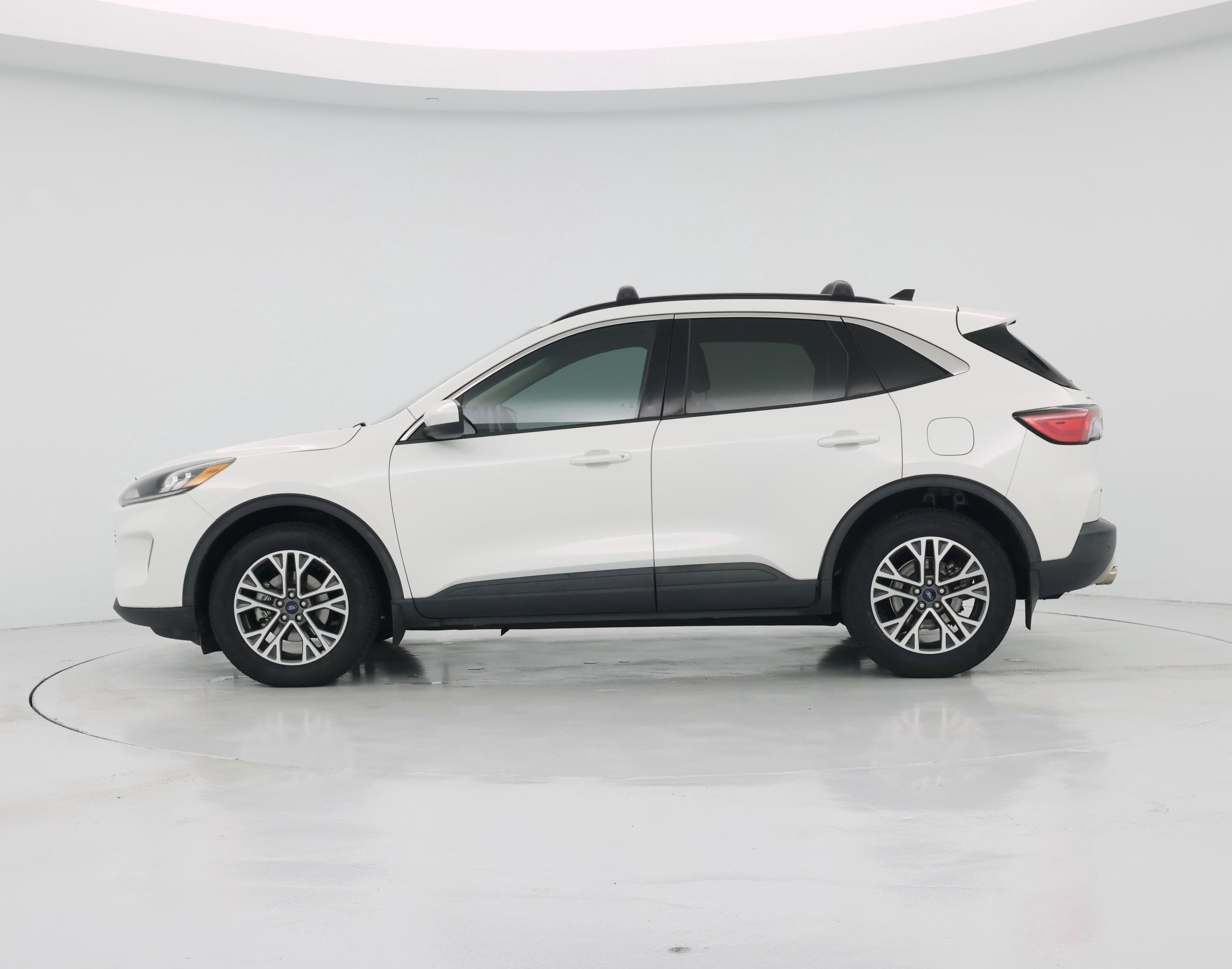 Thumbnail: 2020 Ford Escape - 3