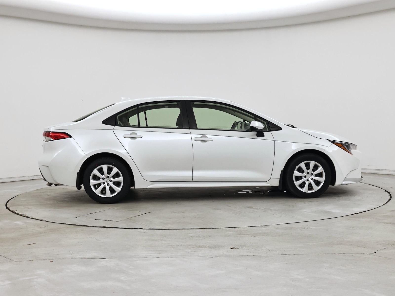 2022 Toyota Corolla LE - Photo 8