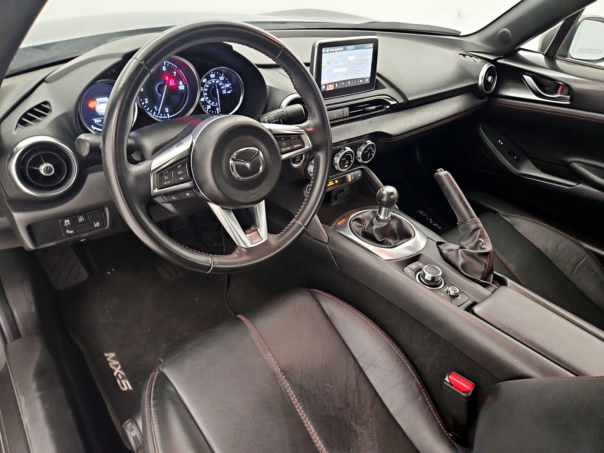 Thumbnail: 2017 Mazda MX-5 Miata - 9