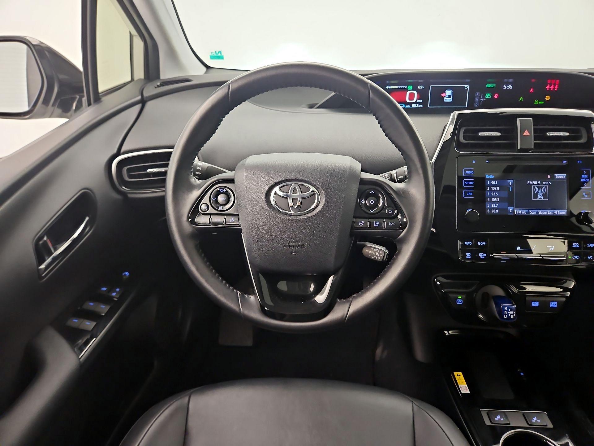 Thumbnail: 2019 Toyota Prius - 10