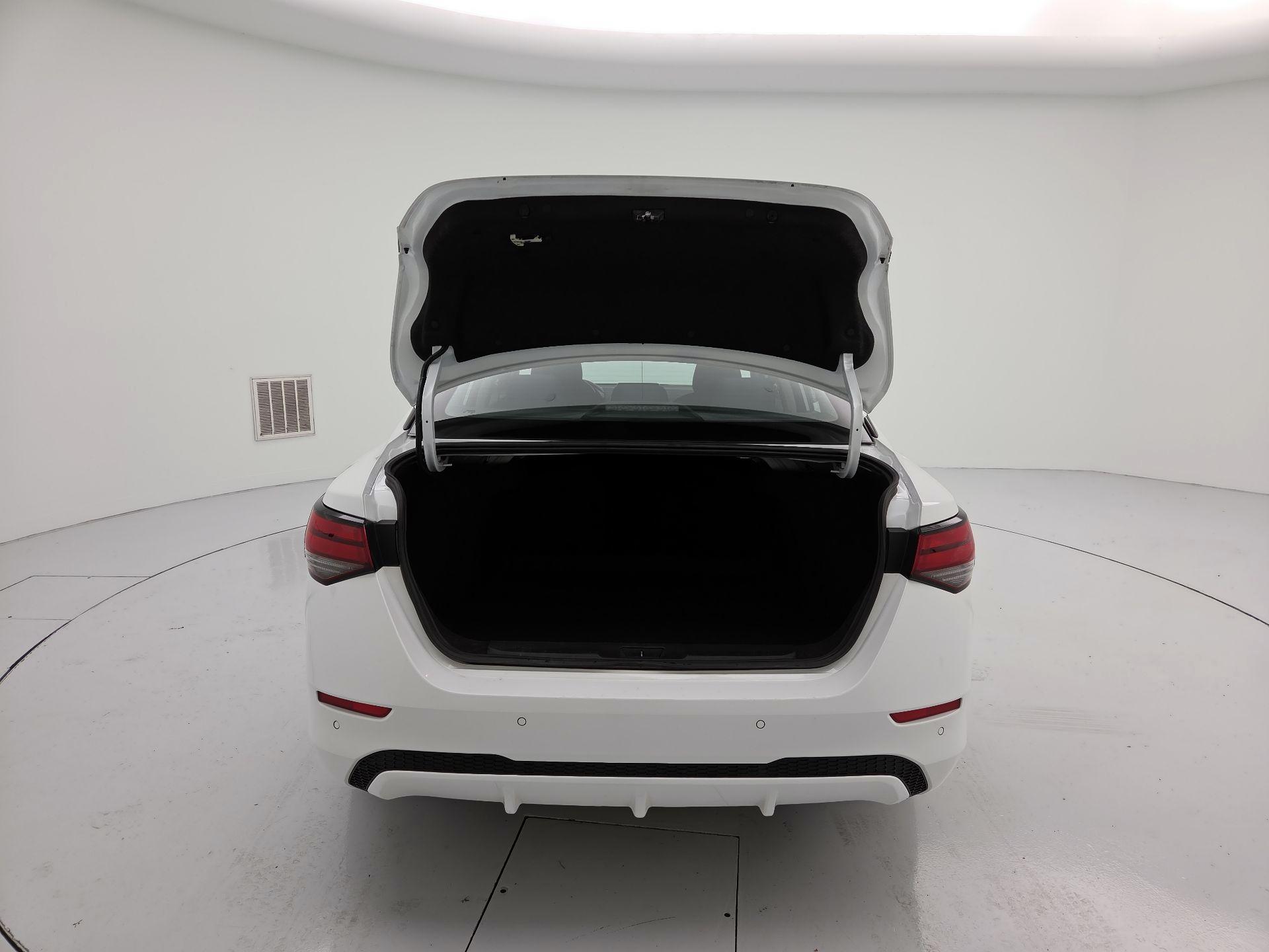 Thumbnail: 2023 Nissan Sentra - 20