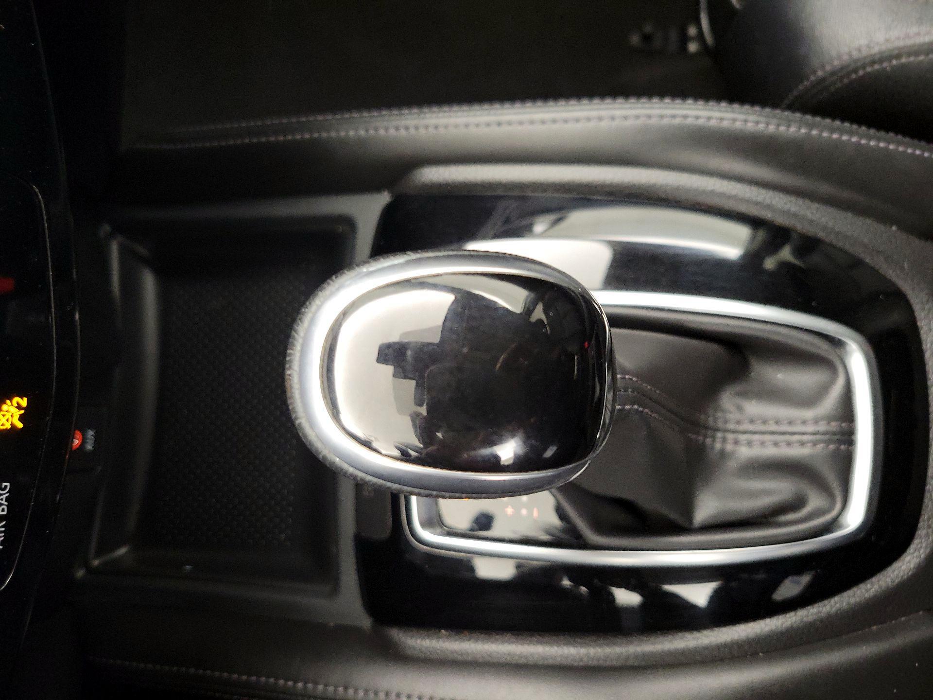 Thumbnail: 2017 Nissan Rogue - 18