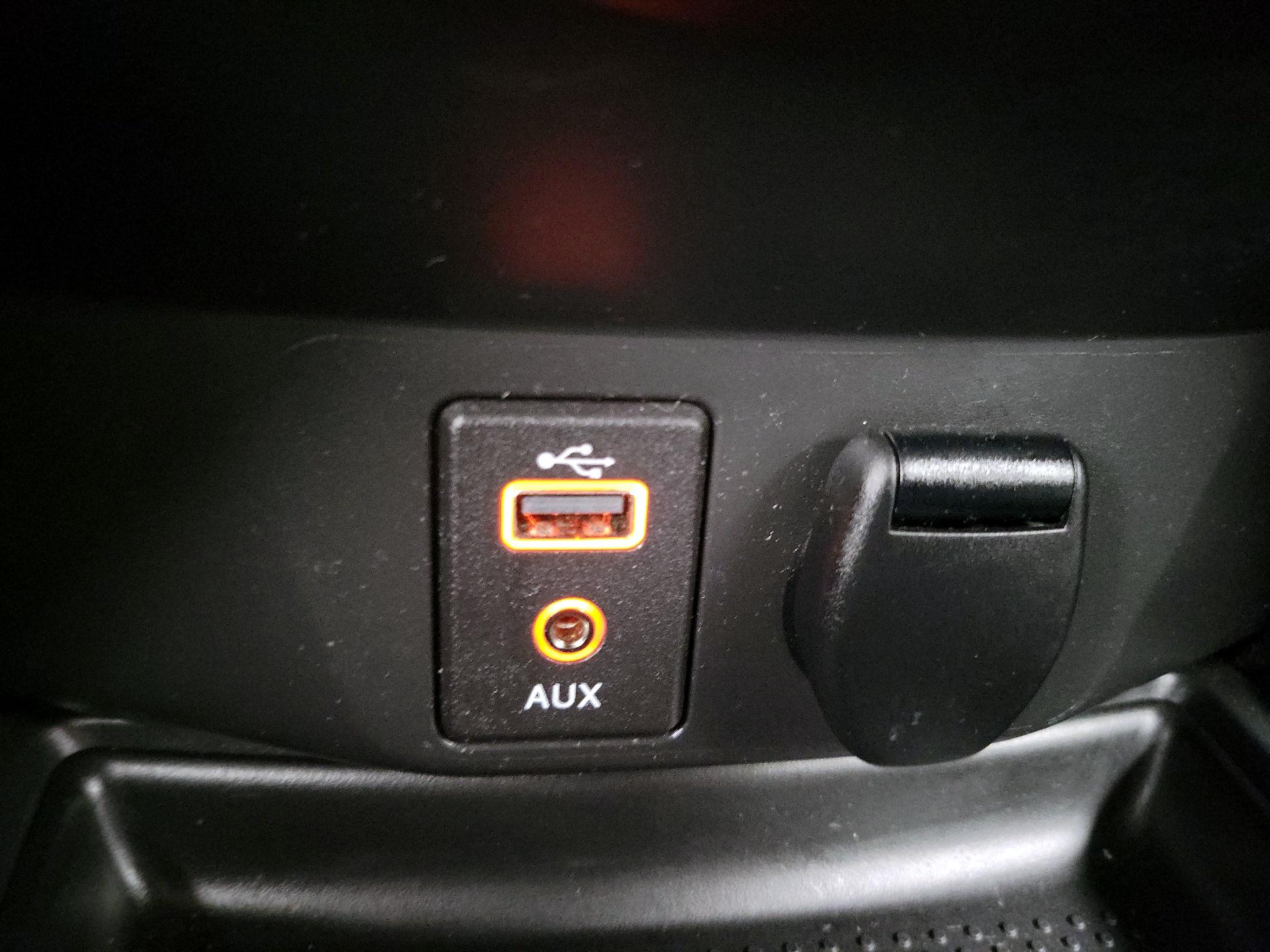 Thumbnail: 2017 Nissan Rogue - 19