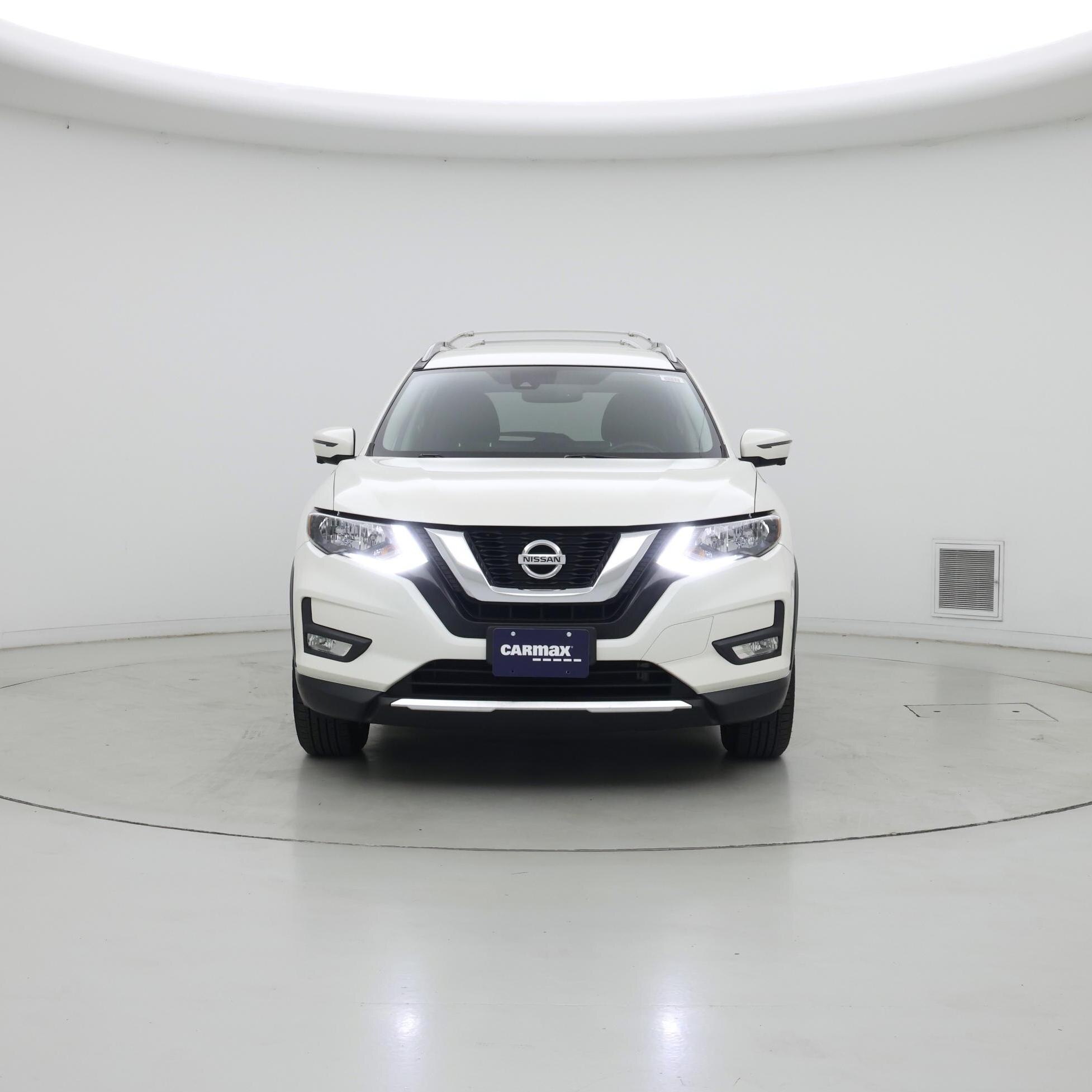 Thumbnail: 2017 Nissan Rogue - 5