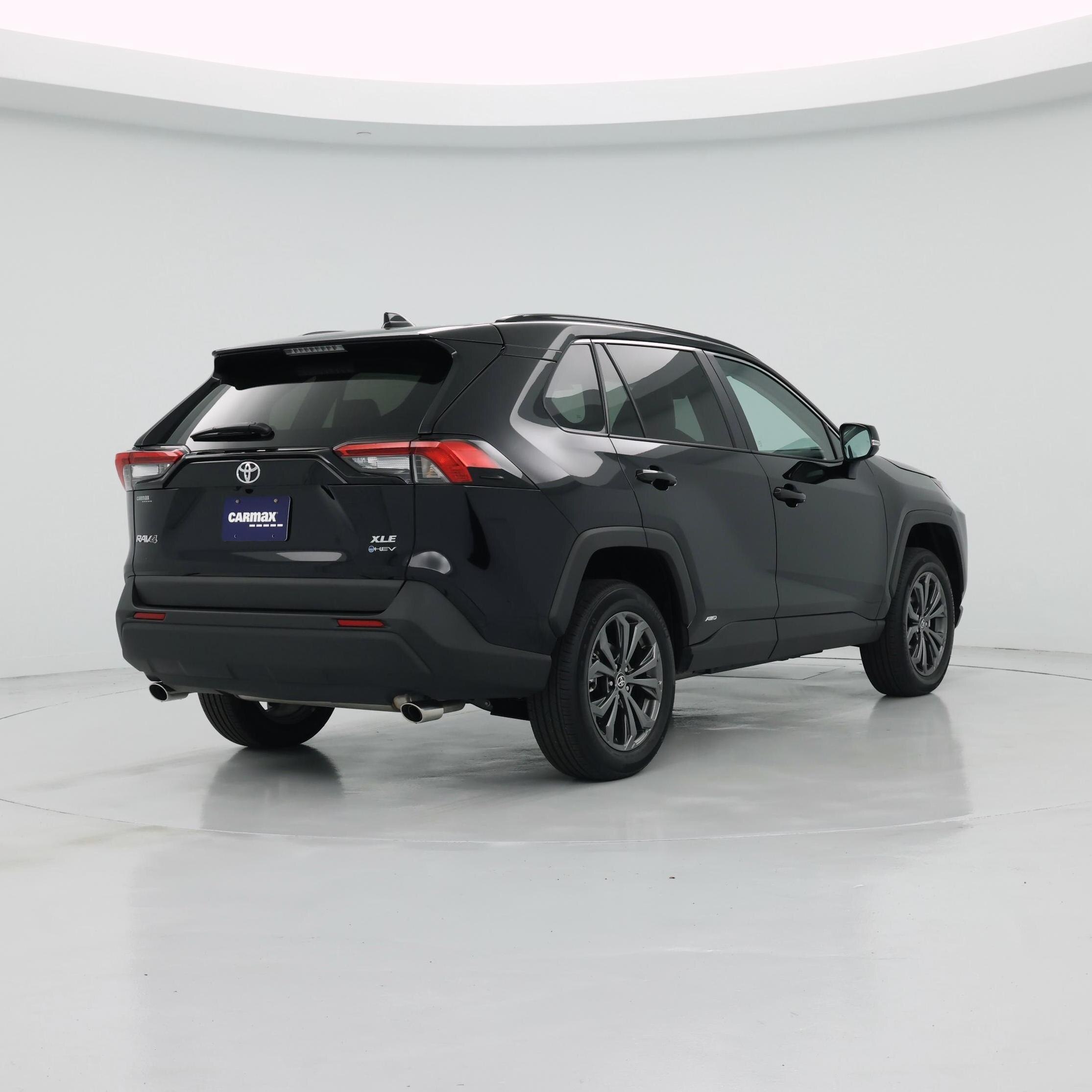 Thumbnail: 2025 Toyota RAV4 - 8