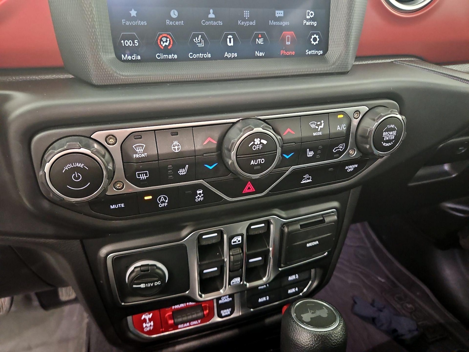 2023 Jeep Wrangler 4-Door Rubicon - Photo 18