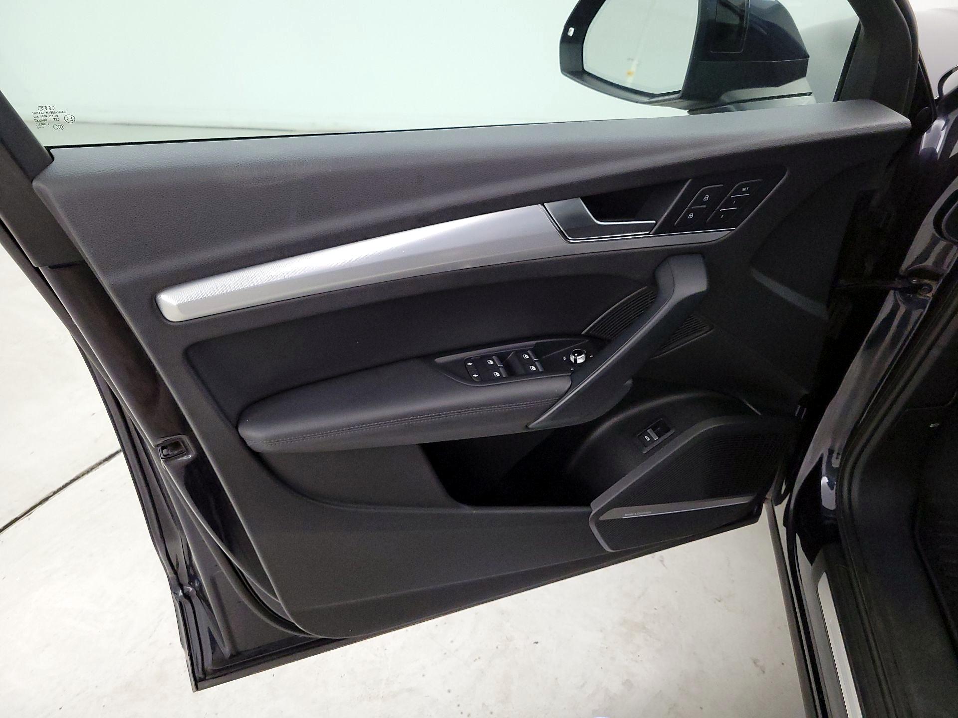 Thumbnail: 2019 Audi Q5 - 12