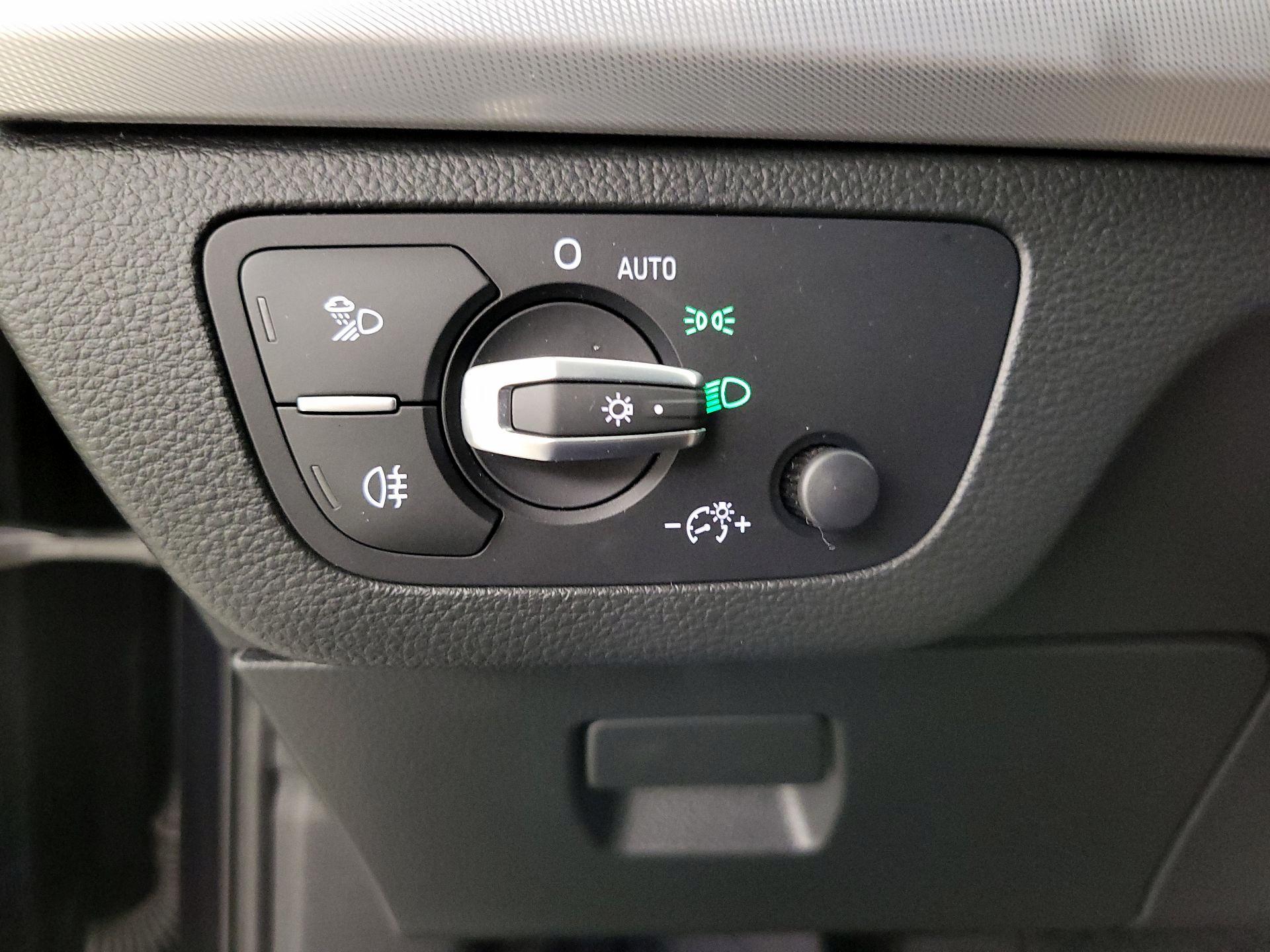 Thumbnail: 2019 Audi Q5 - 13