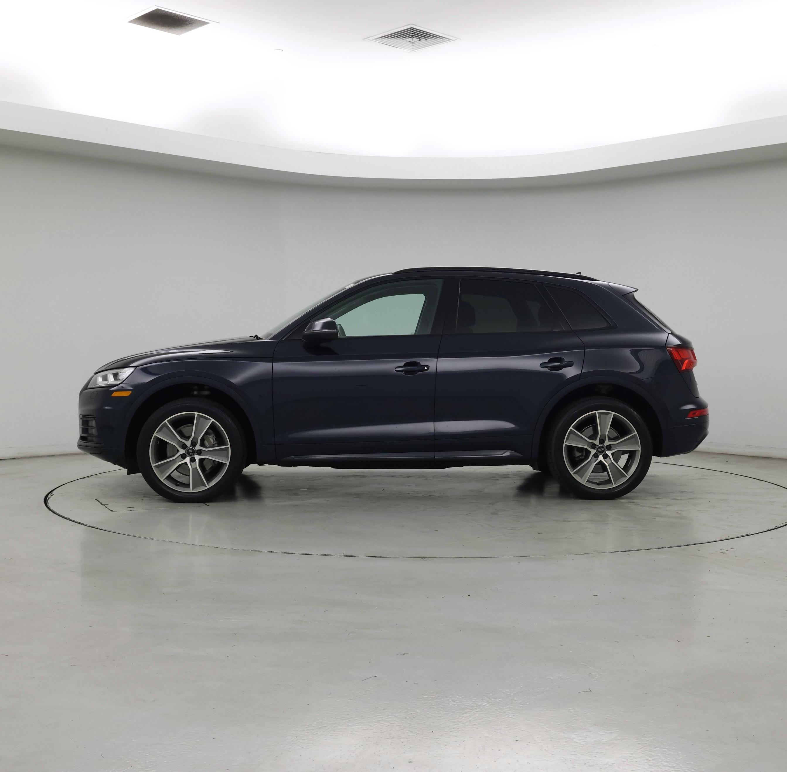 Thumbnail: 2019 Audi Q5 - 3