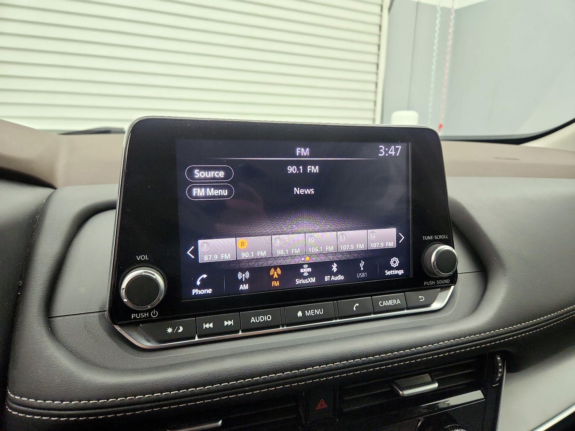 Thumbnail: 2021 Nissan Rogue - 15