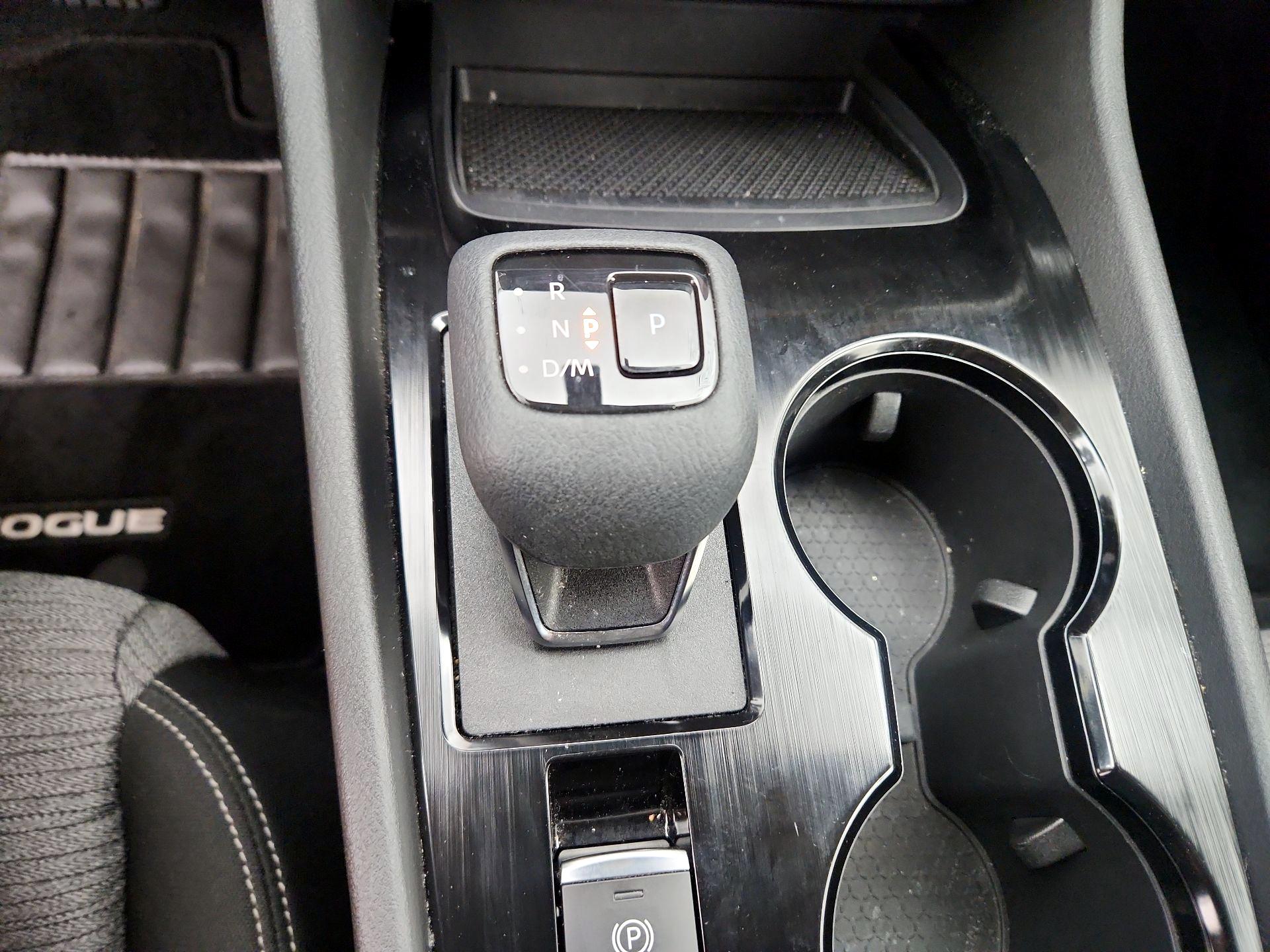 Thumbnail: 2021 Nissan Rogue - 17