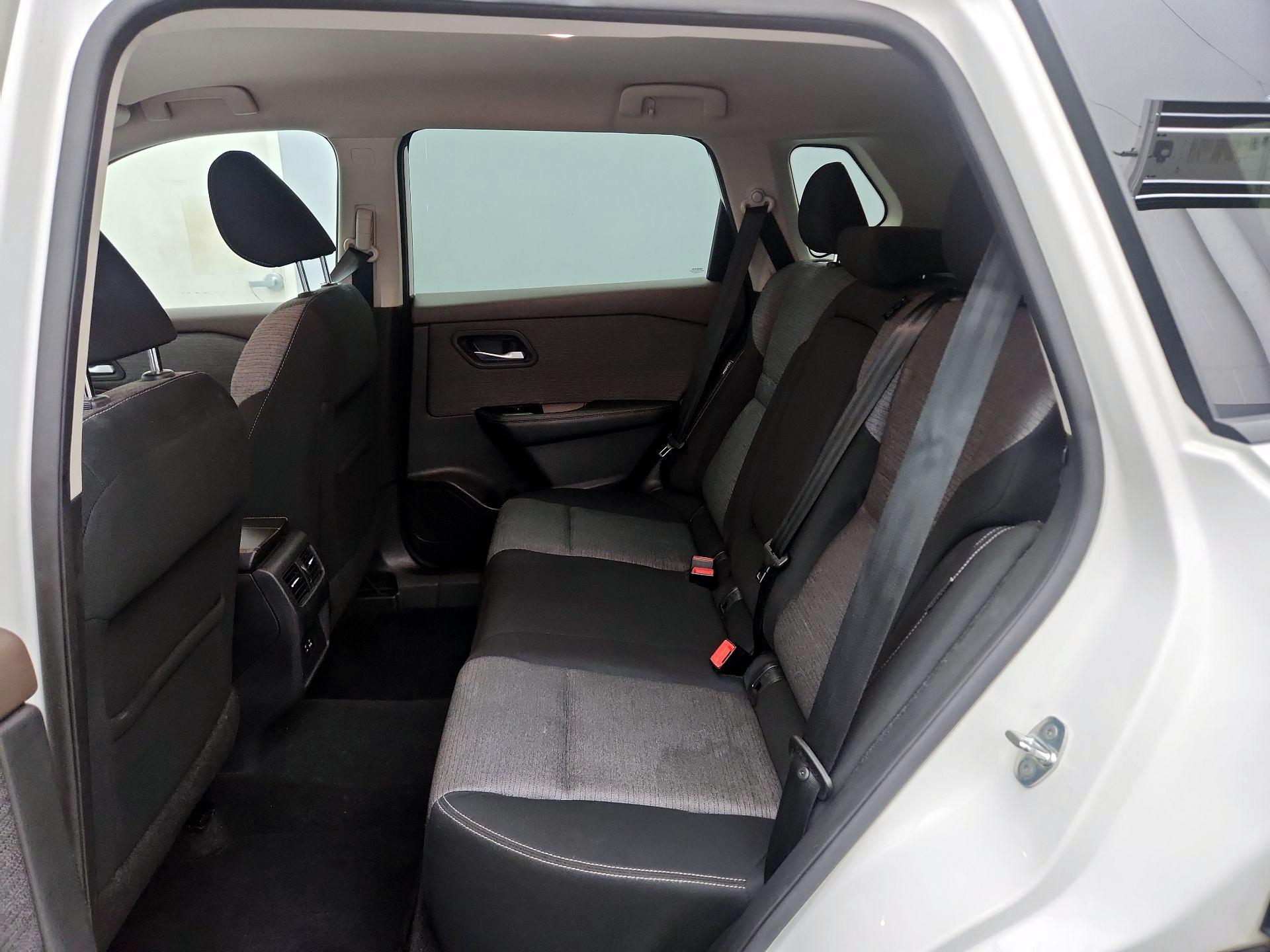 Thumbnail: 2021 Nissan Rogue - 19