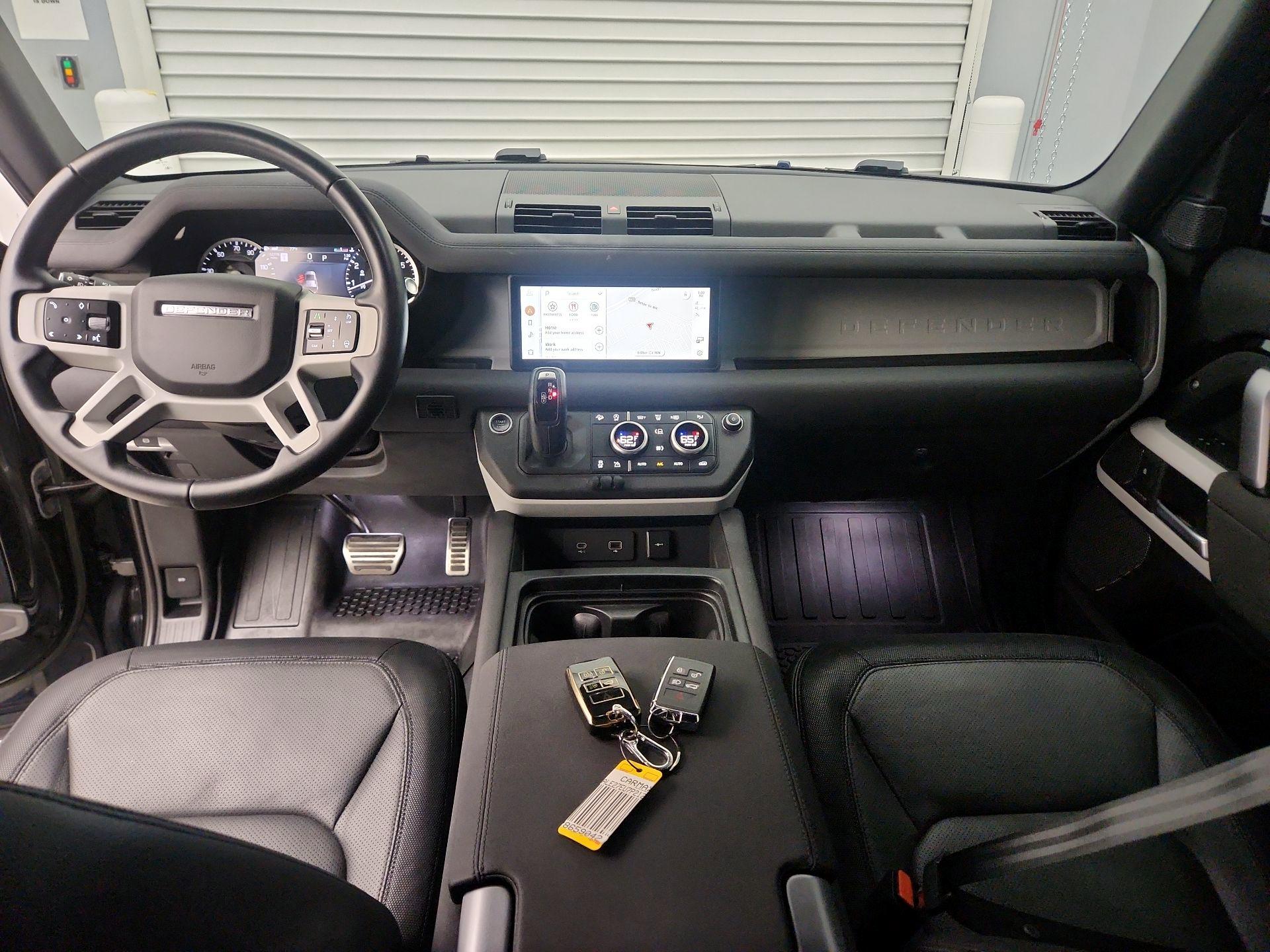 Thumbnail: 2023 Land Rover Defender - 9