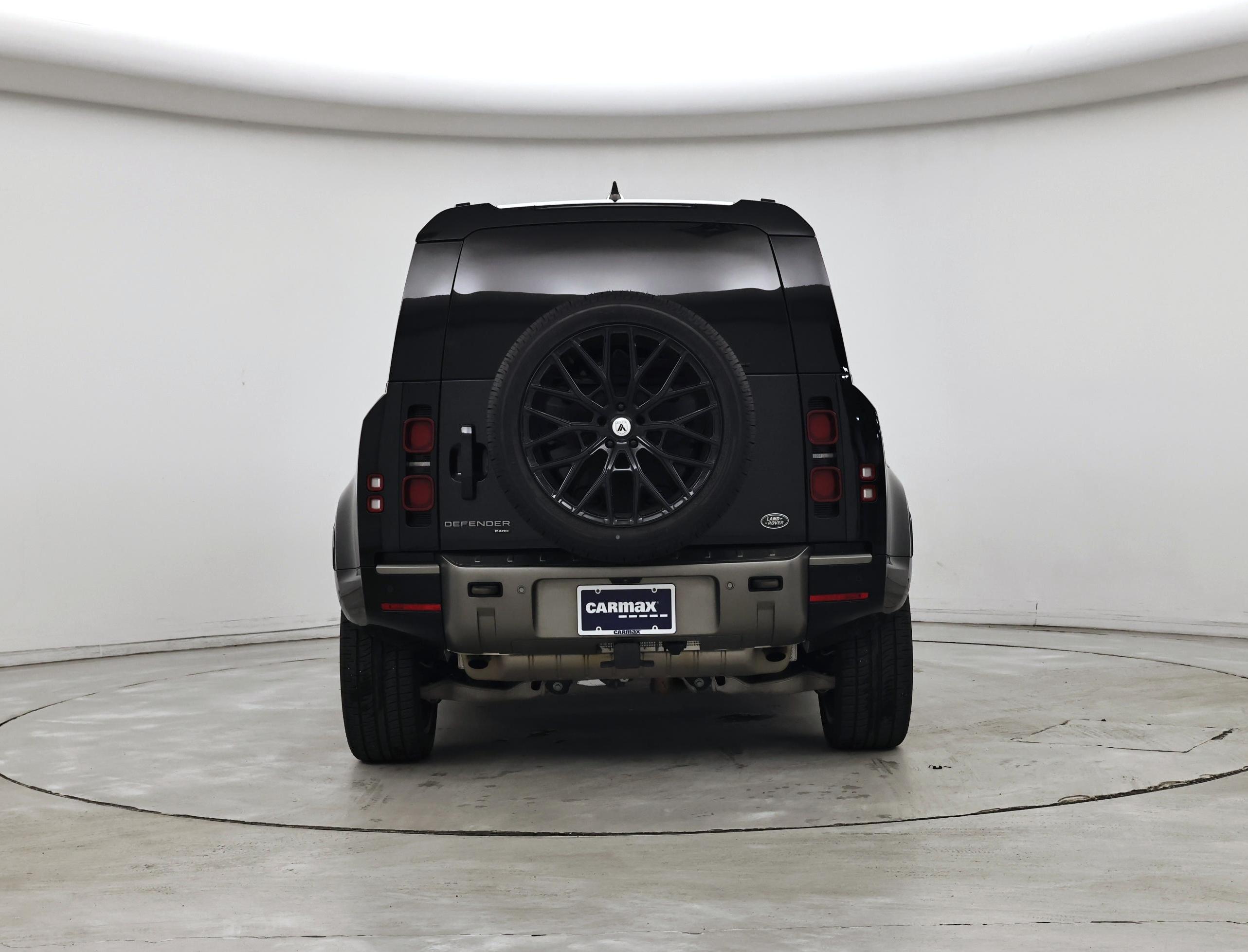 Thumbnail: 2023 Land Rover Defender - 6