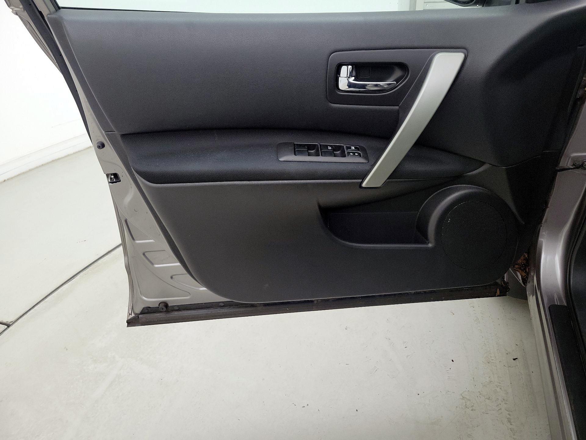 Thumbnail: 2014 Nissan Rogue - 12