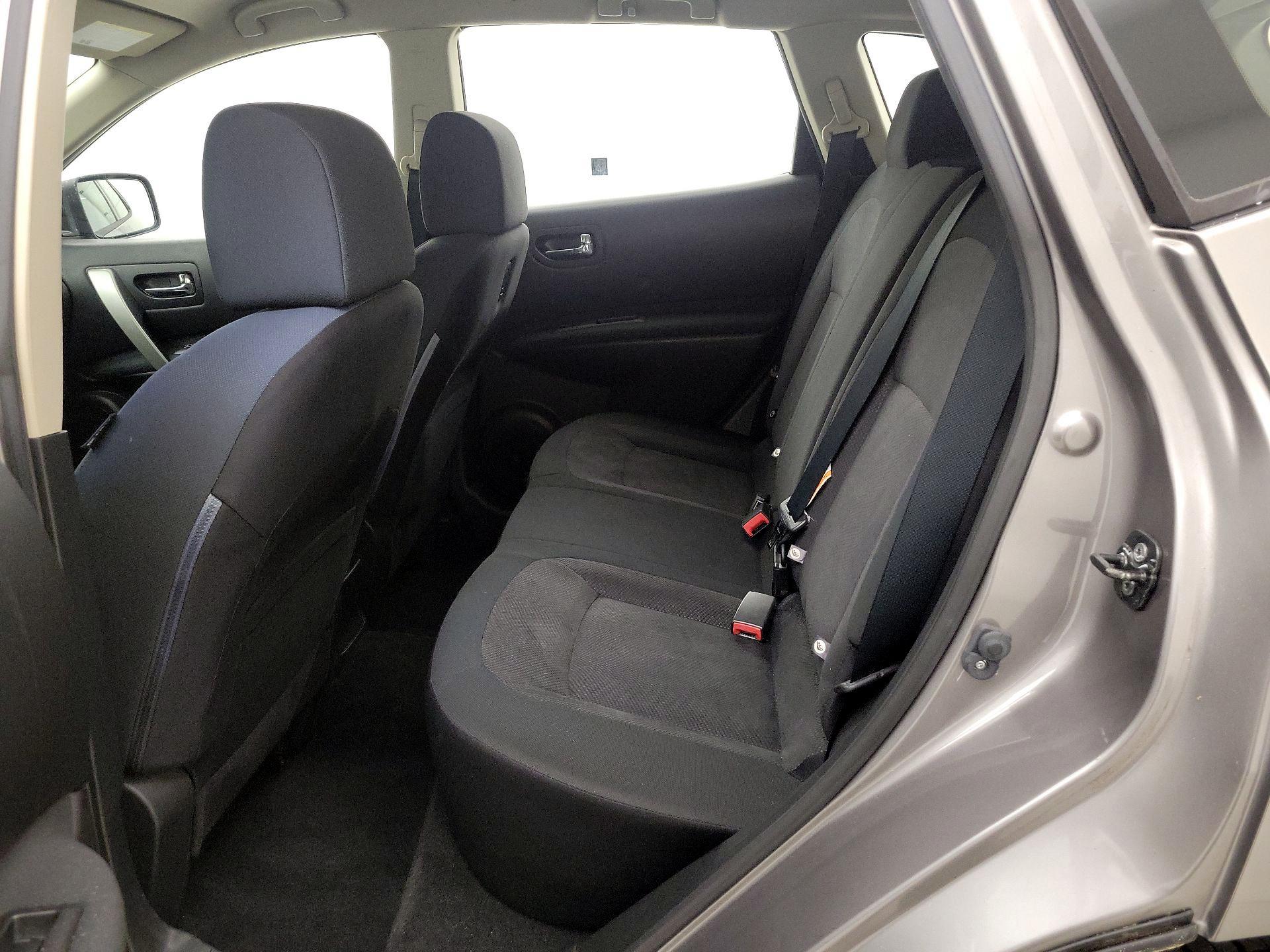 Thumbnail: 2014 Nissan Rogue - 19