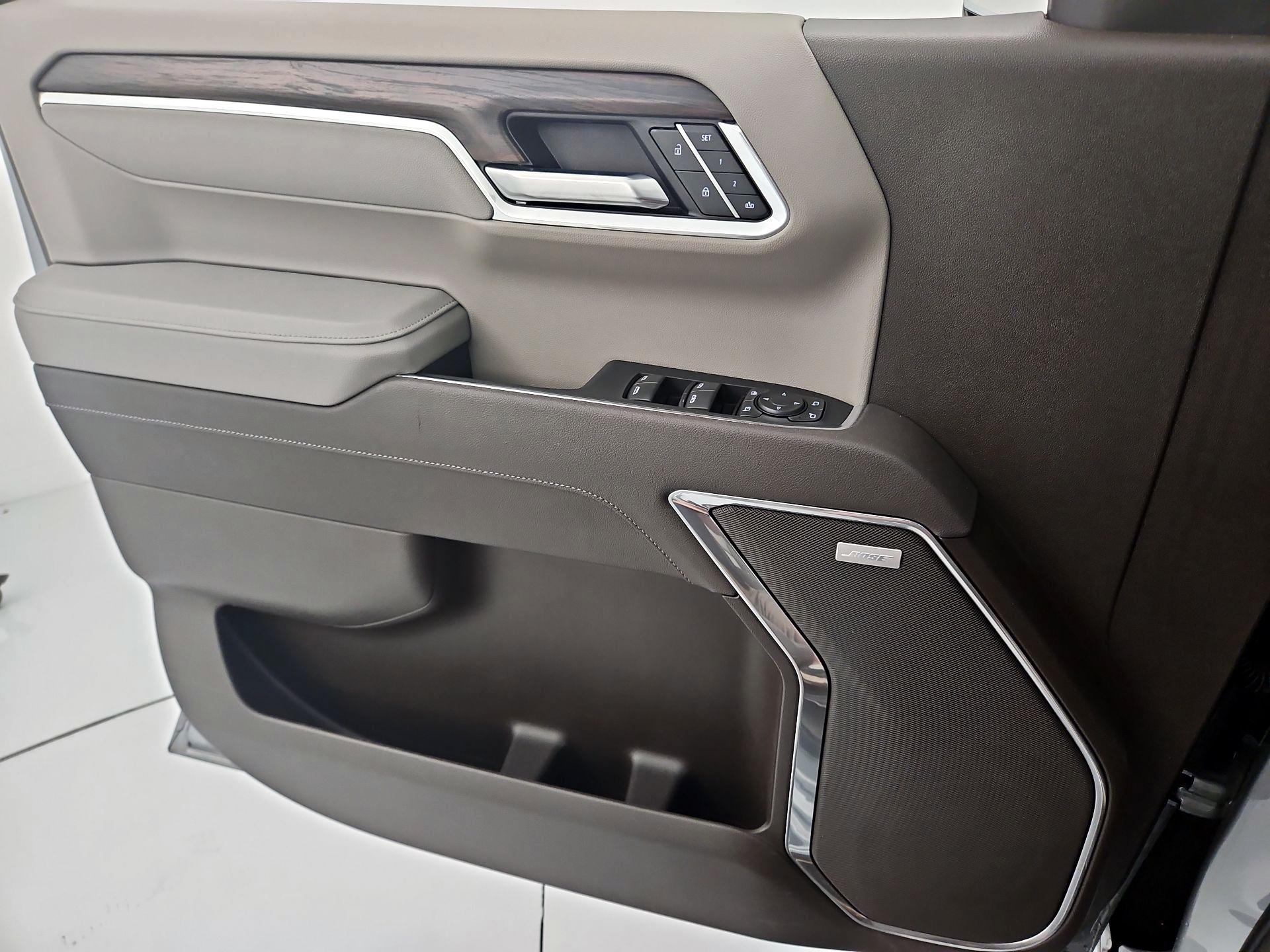 Thumbnail: 2025 GMC Sierra 1500 - 12