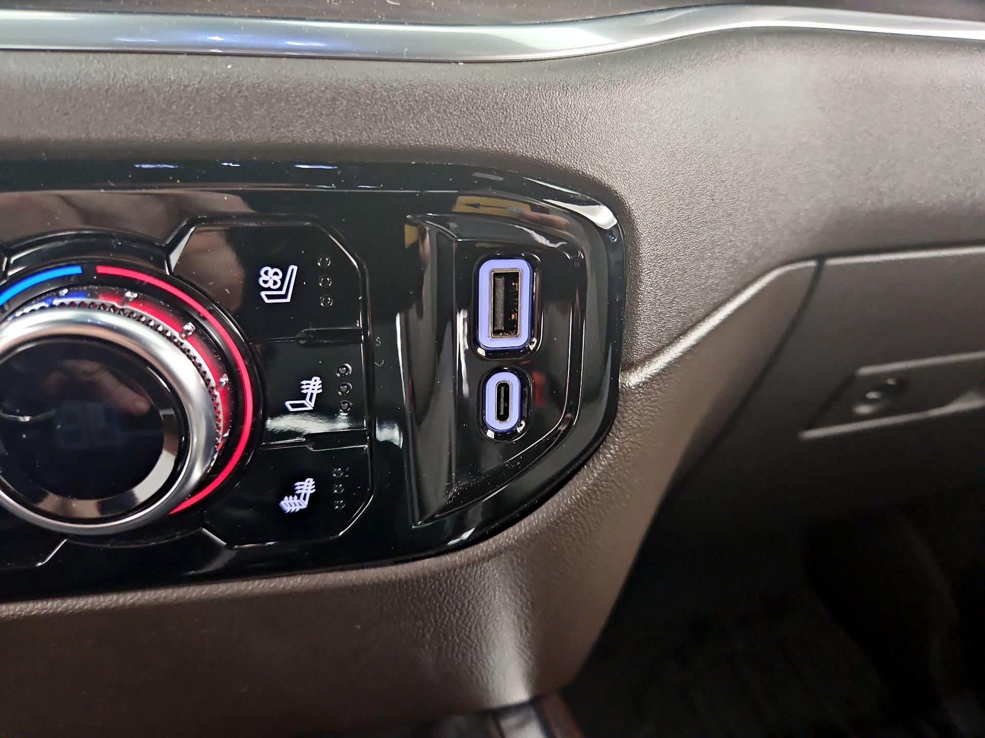 Thumbnail: 2025 GMC Sierra 1500 - 19