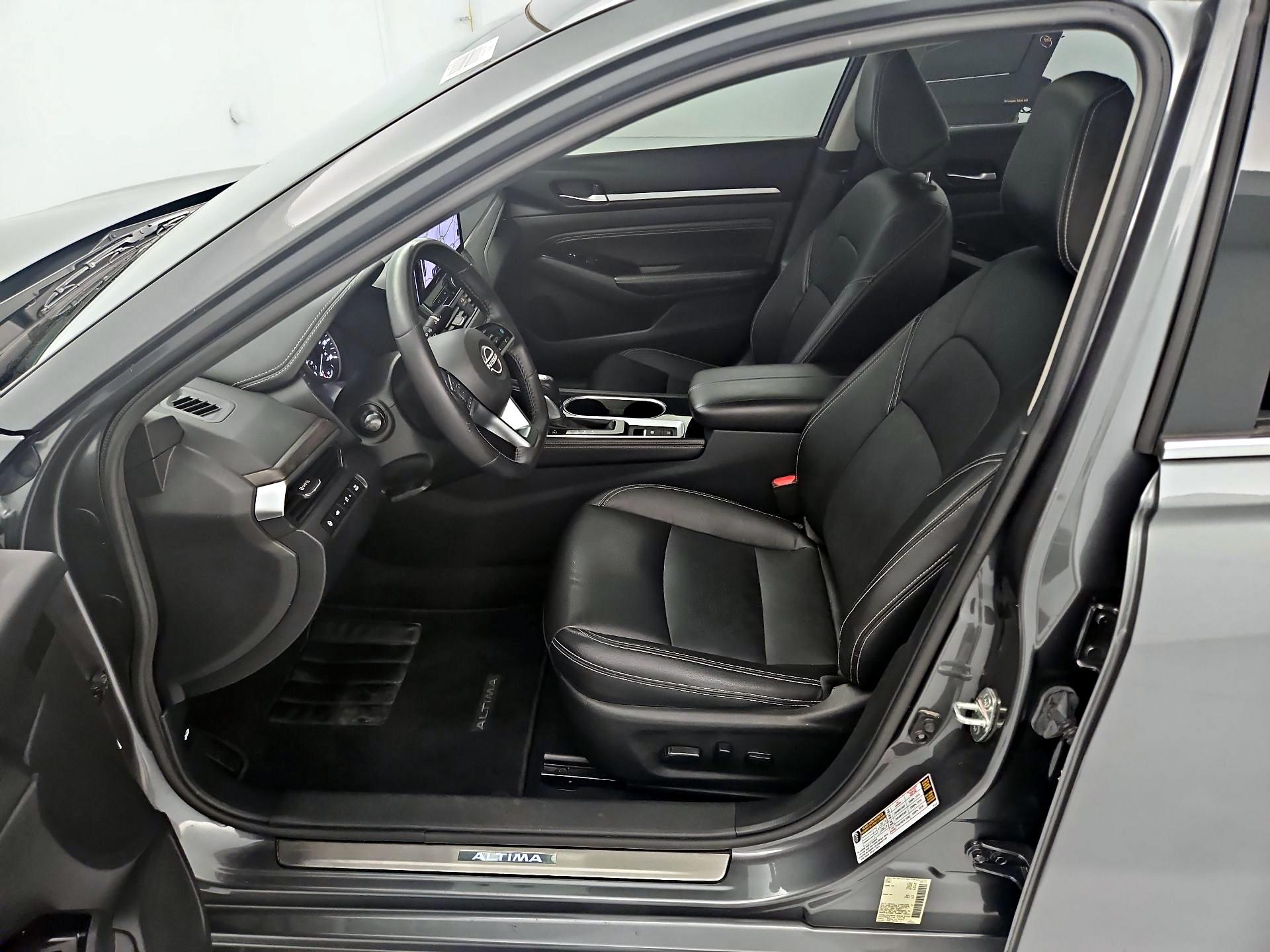 Thumbnail: 2023 Nissan Altima - 11