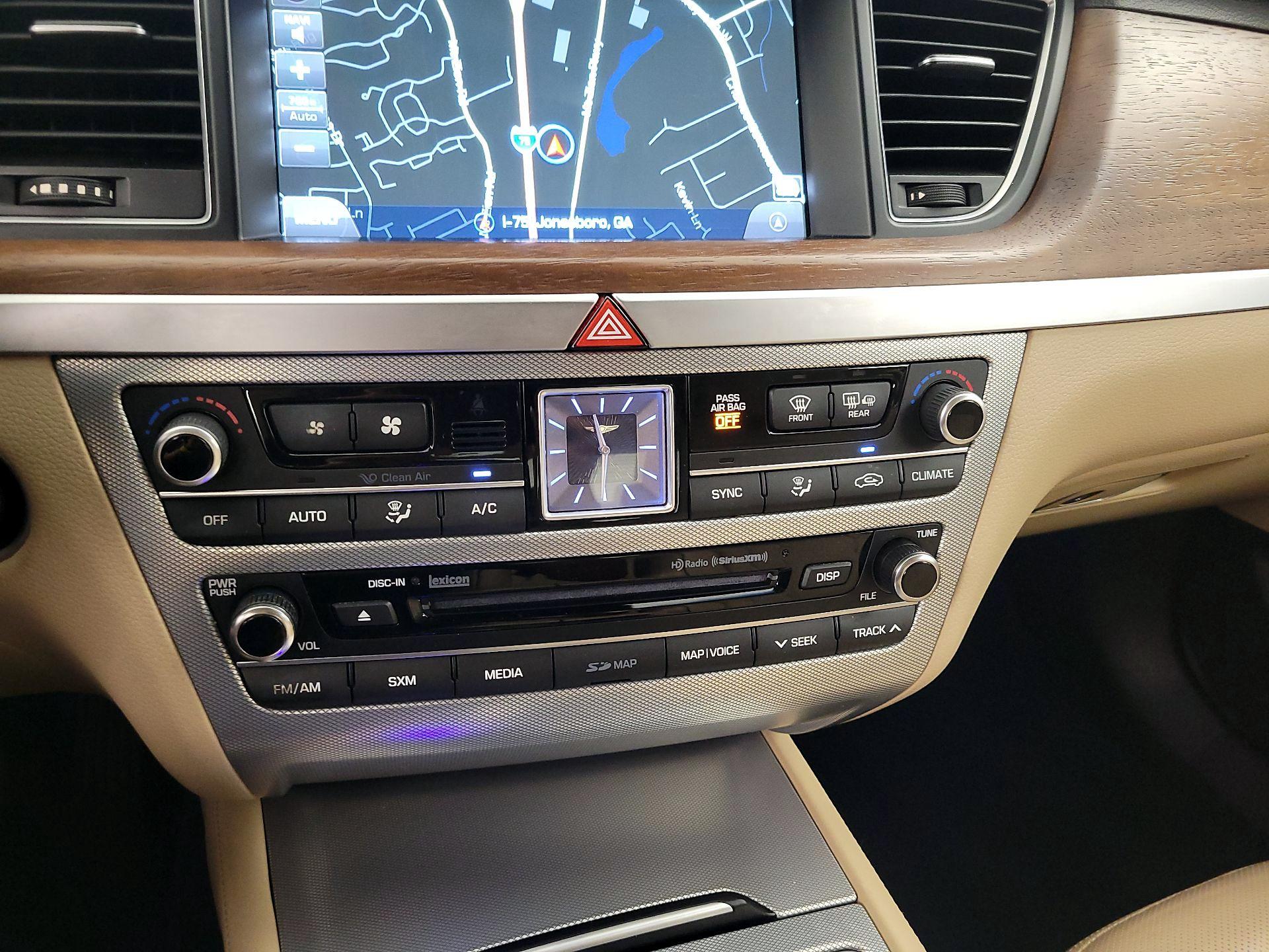 Thumbnail: 2018 Genesis G80 - 17