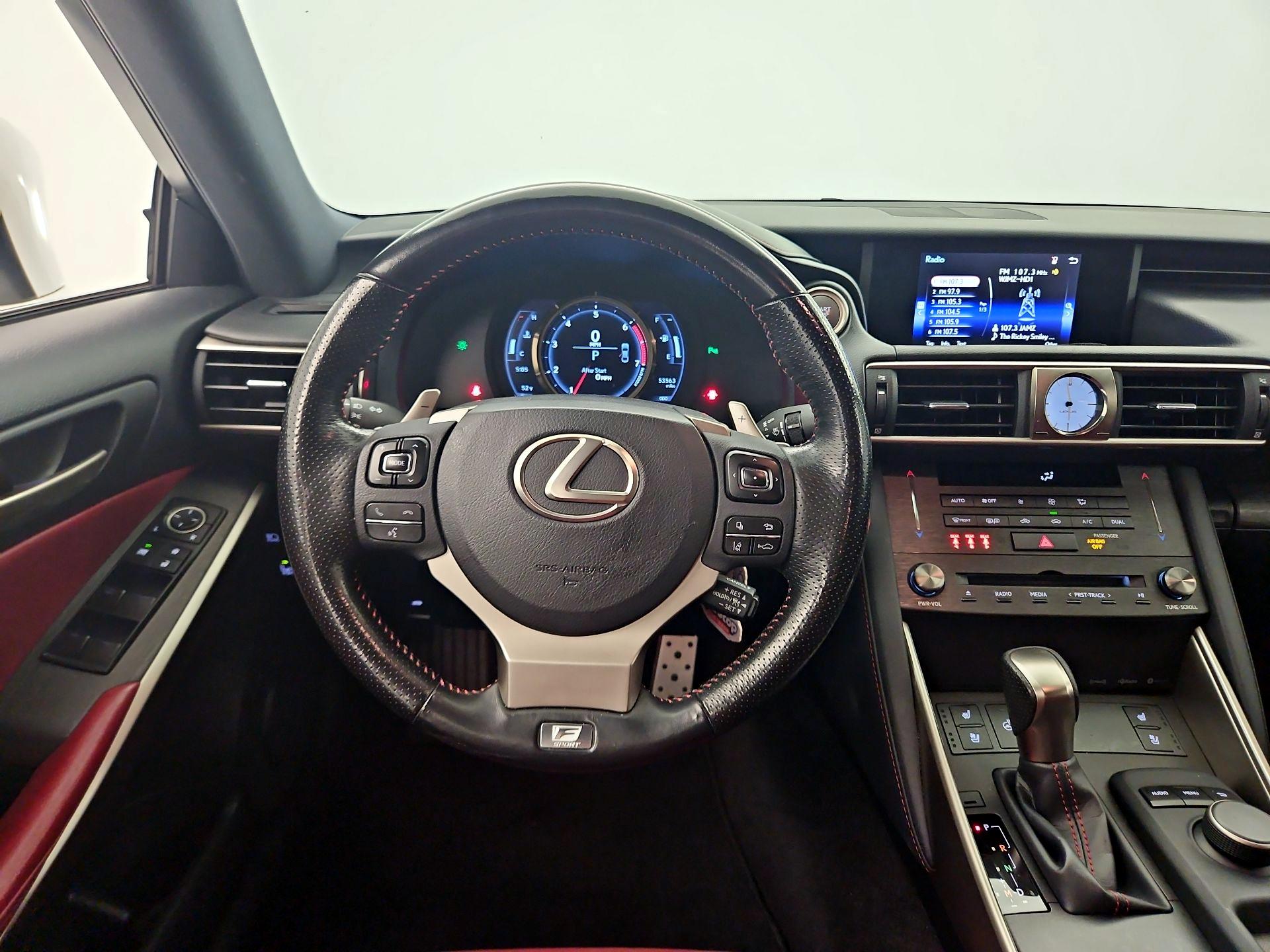 Thumbnail: 2020 Lexus IS - 10