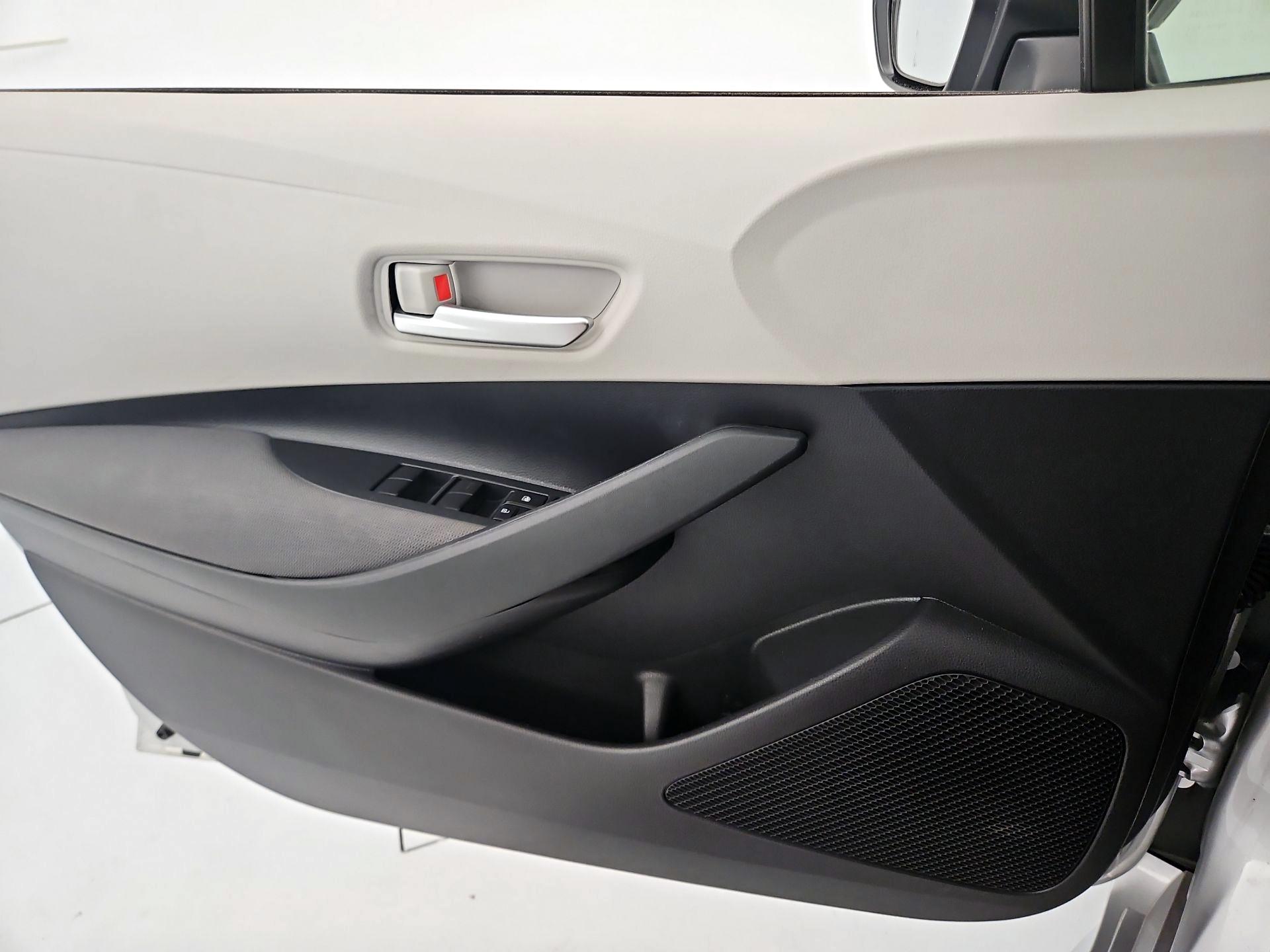 Thumbnail: 2020 Toyota Corolla - 12