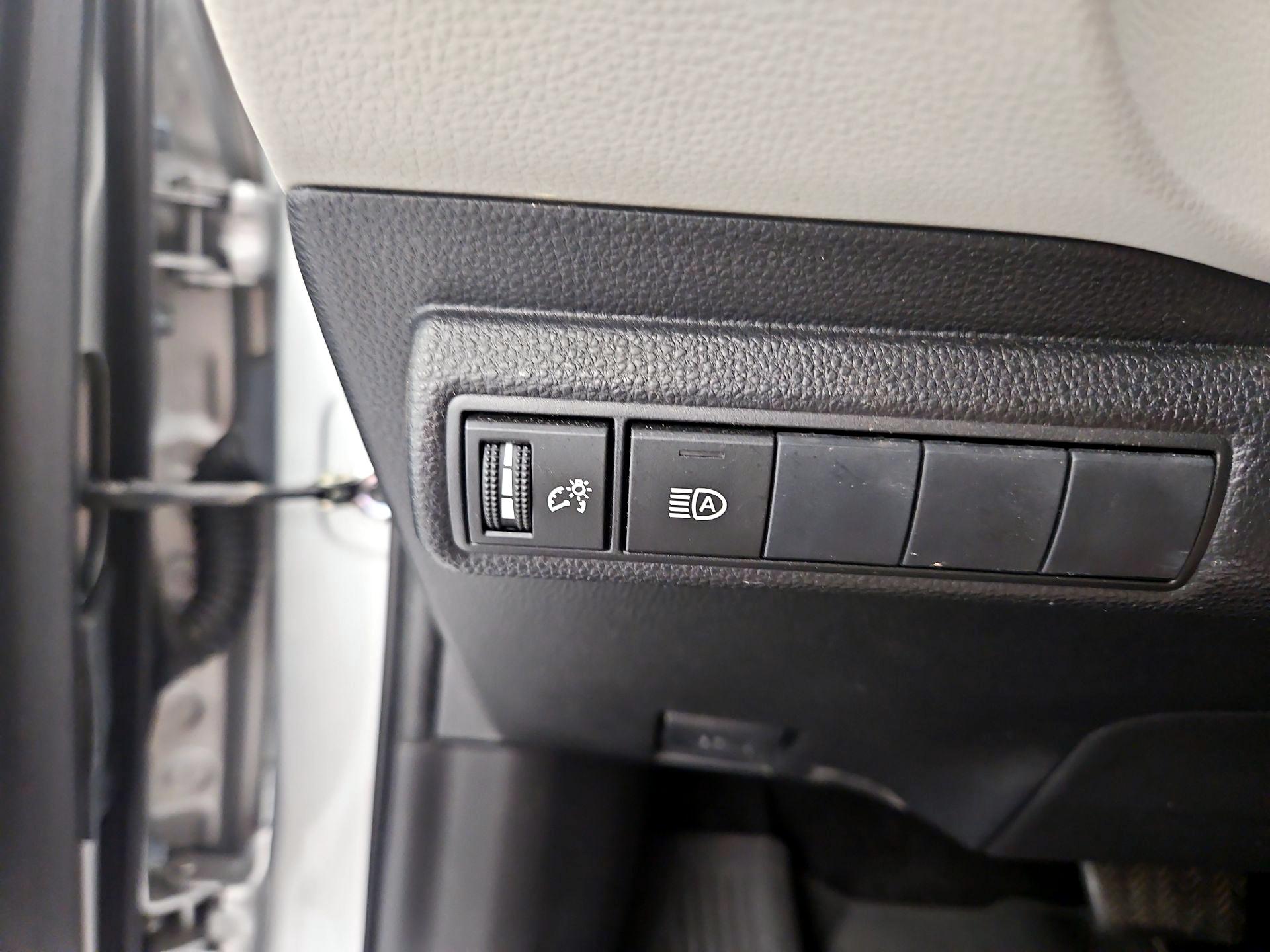 Thumbnail: 2020 Toyota Corolla - 13