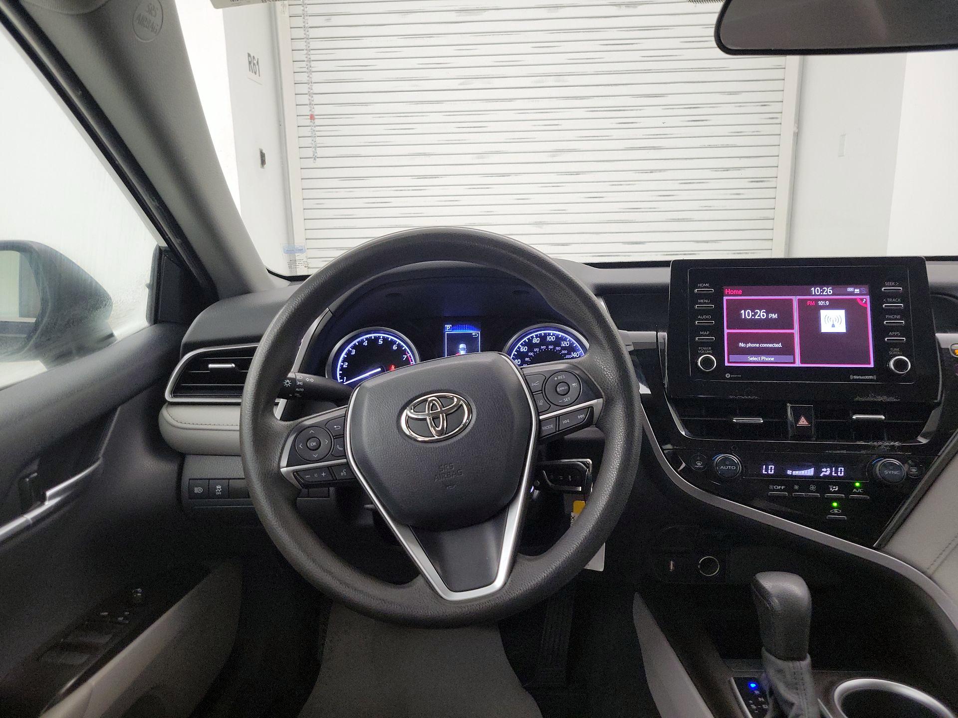 Thumbnail: 2022 Toyota Camry - 10