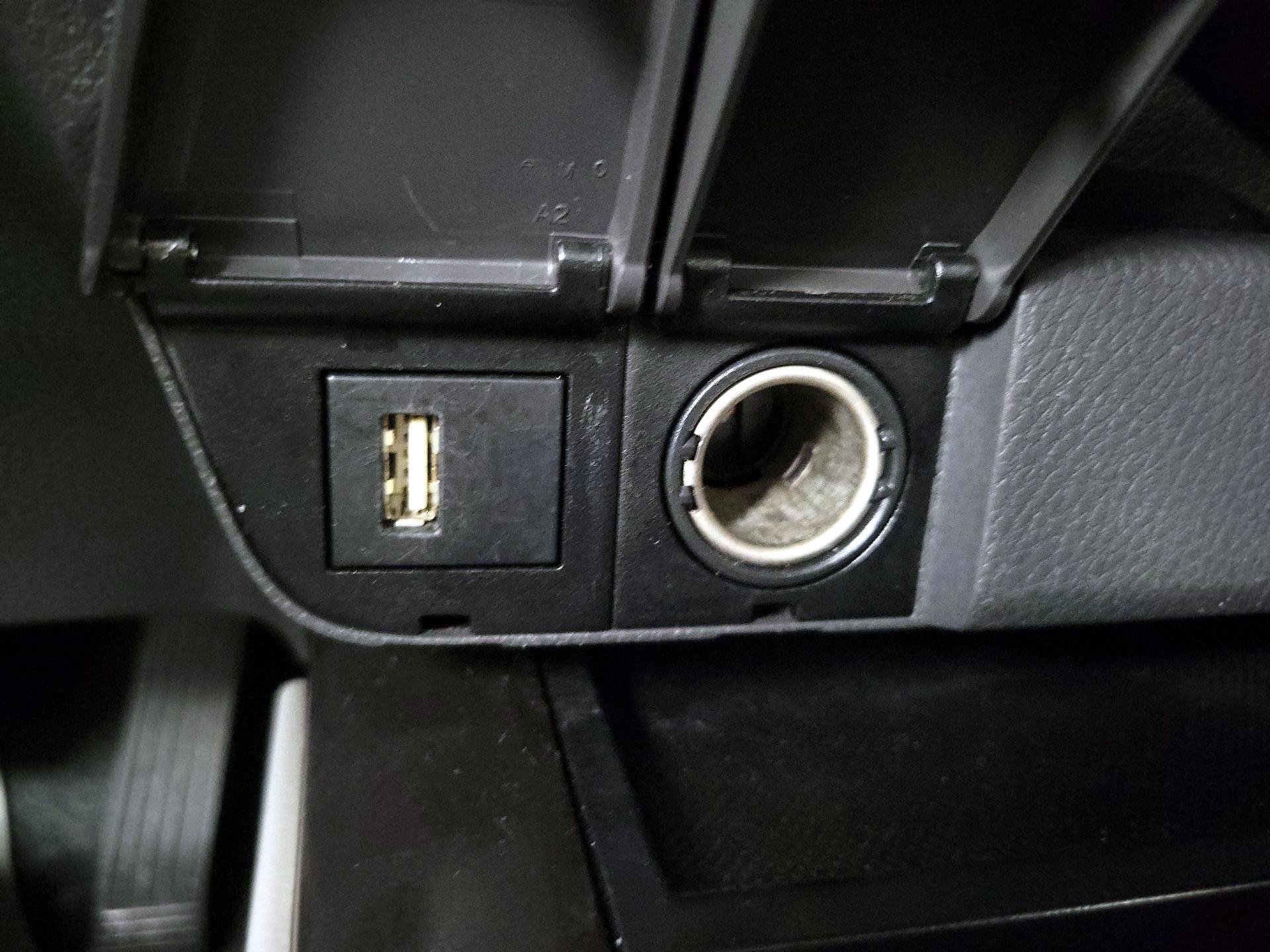 Thumbnail: 2022 Toyota Camry - 18