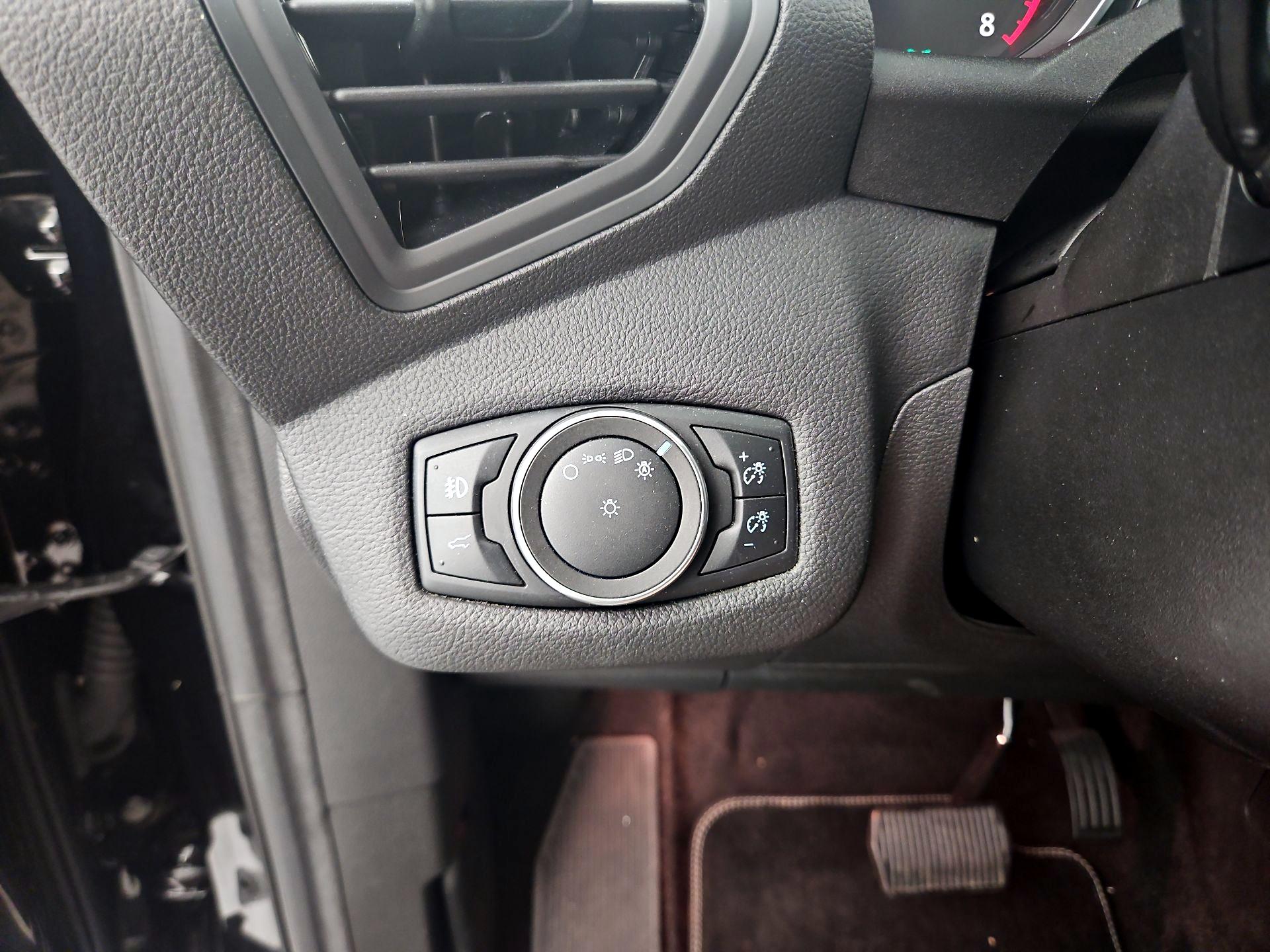 Thumbnail: 2019 Ford Escape - 13