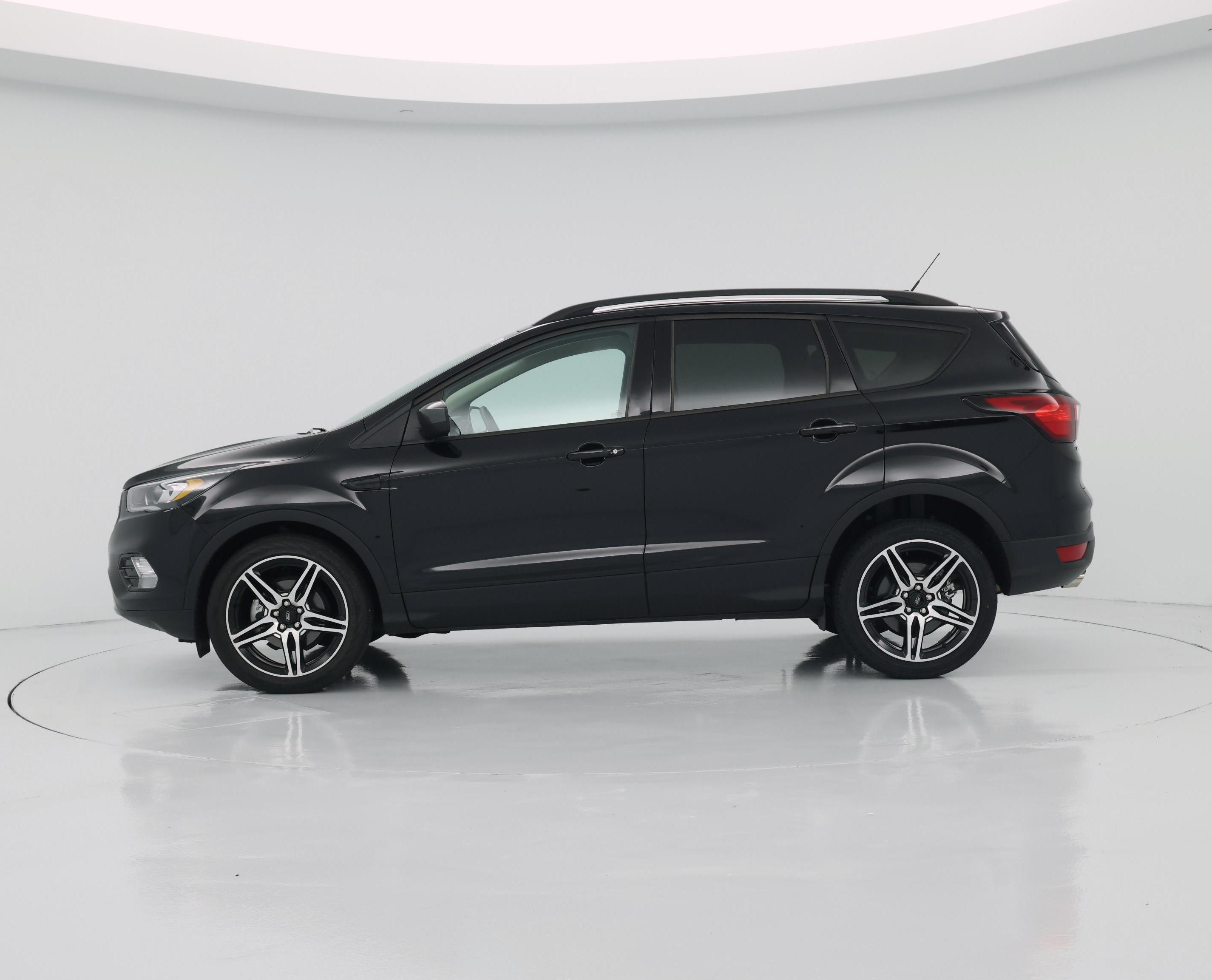 Thumbnail: 2019 Ford Escape - 3