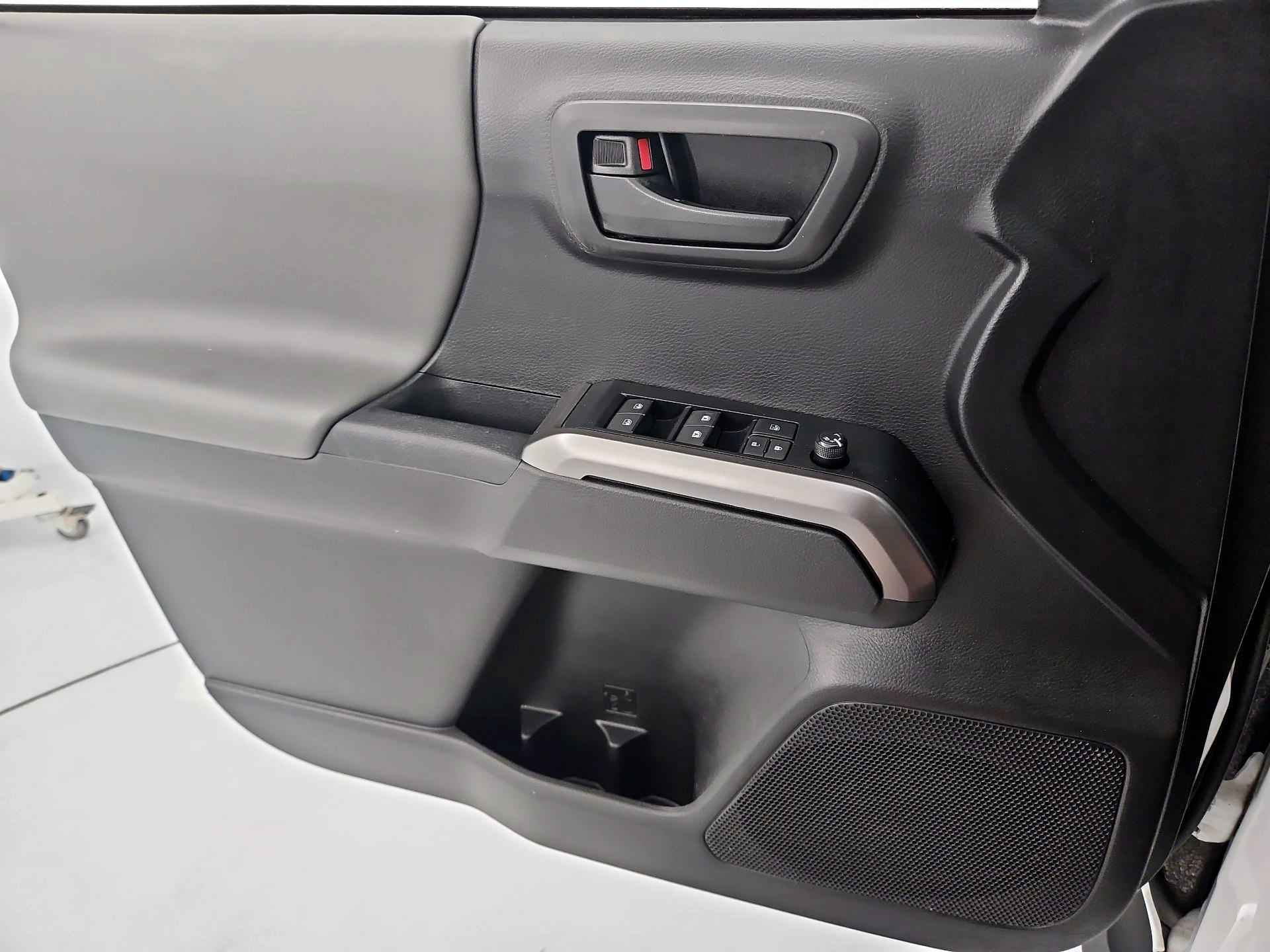 Thumbnail: 2023 Toyota Tacoma - 12