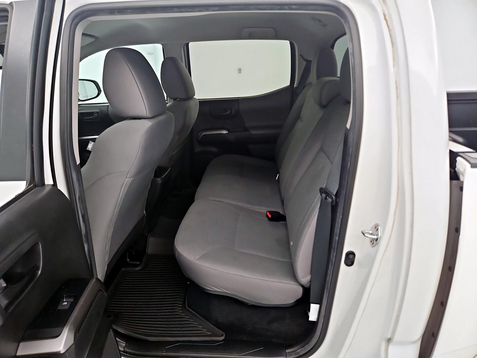 Thumbnail: 2023 Toyota Tacoma - 20